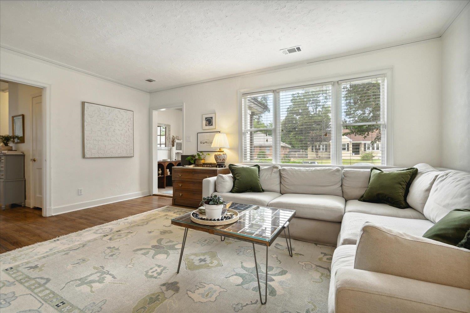 3569 AURORA CIR