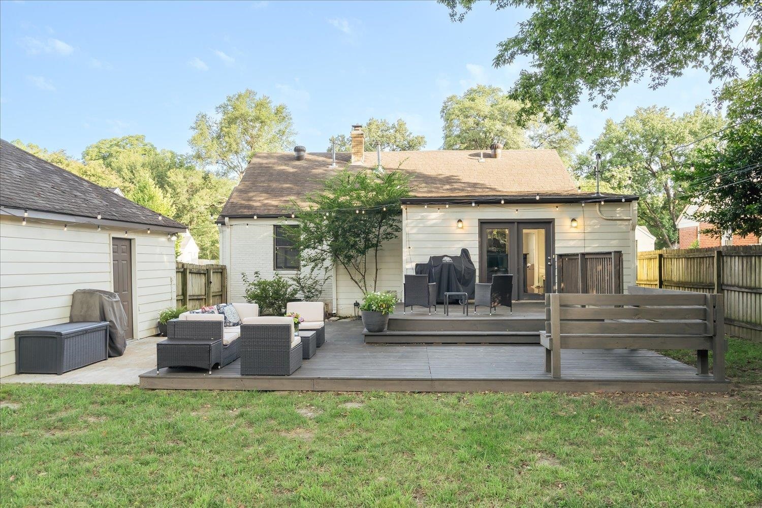 3569 AURORA CIR