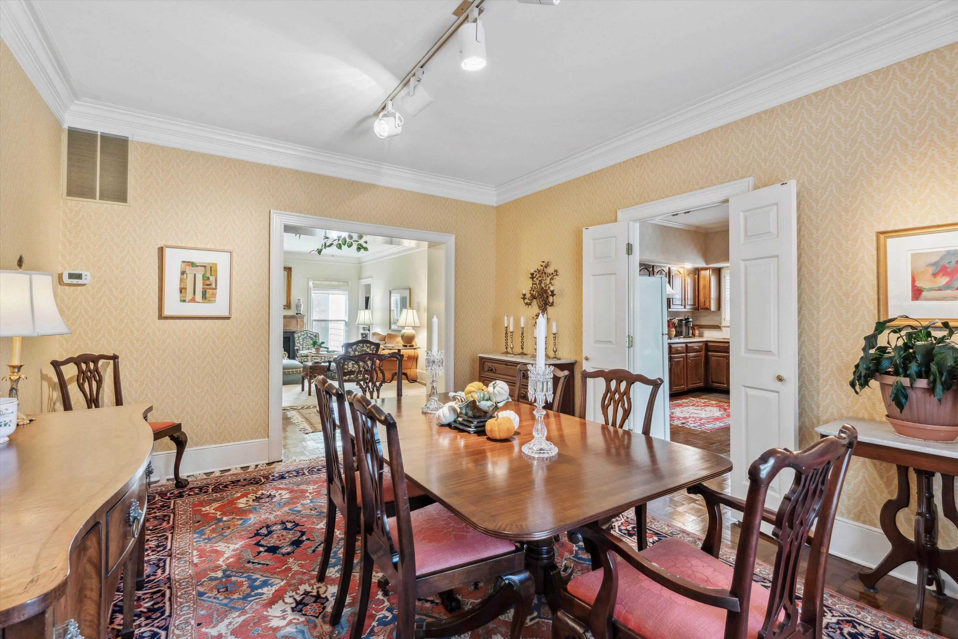 226 WINDOVER GROVE DR