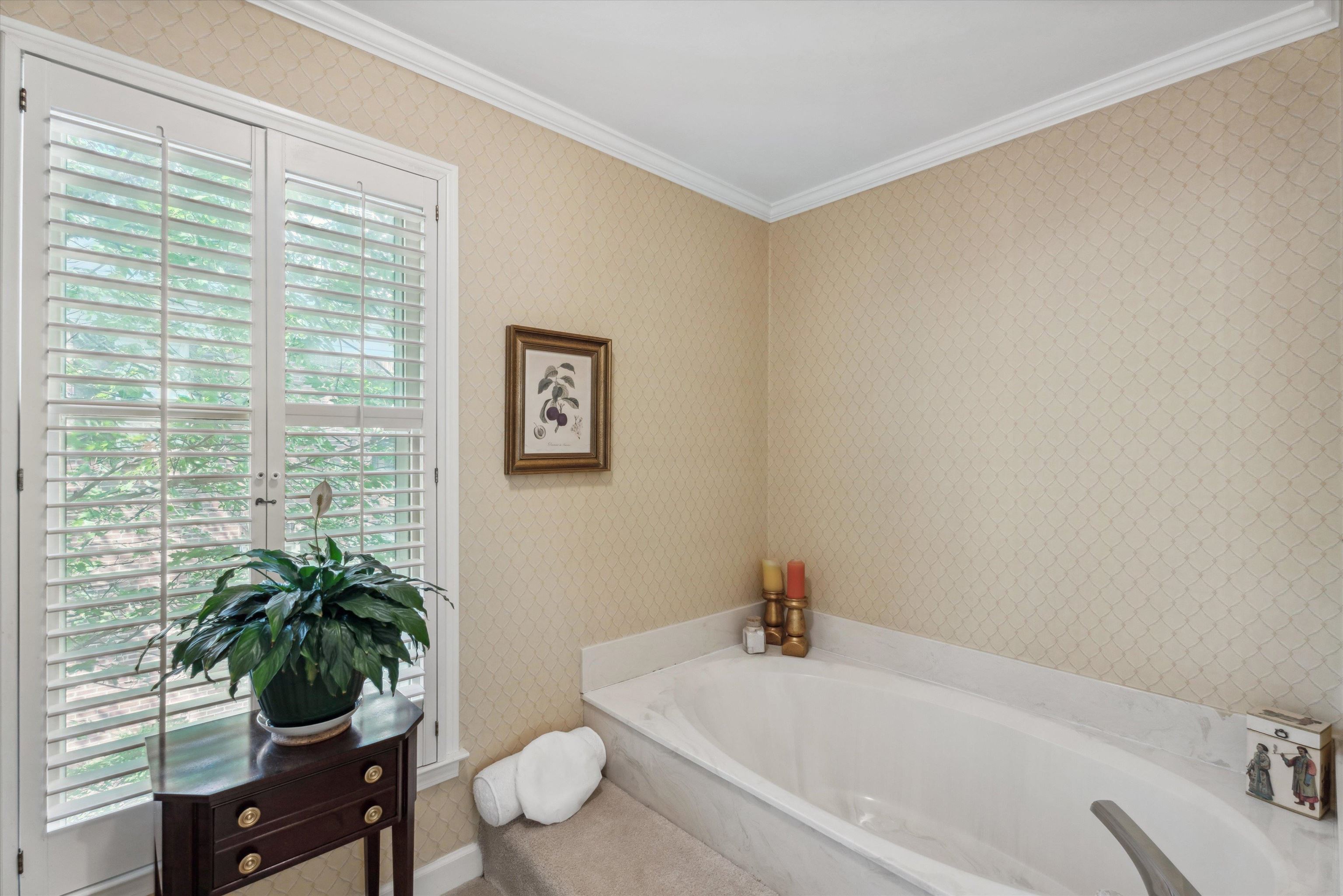 226 WINDOVER GROVE DR