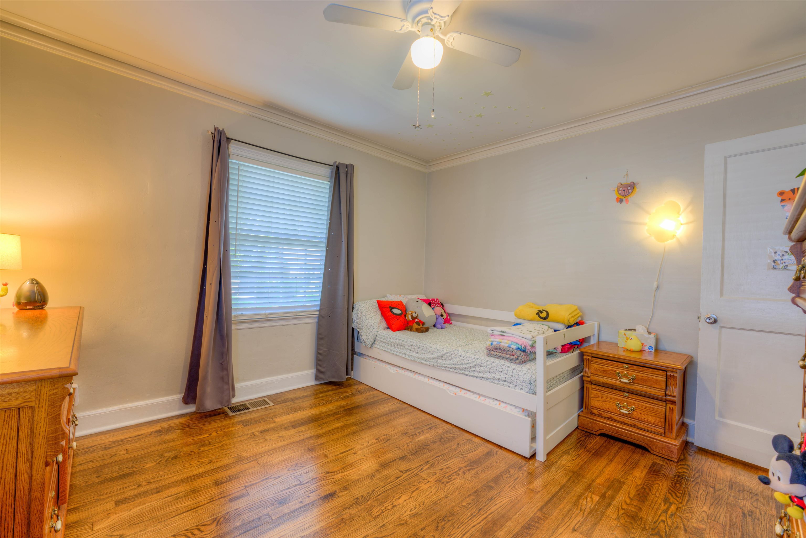 2761 IROQUOIS RD