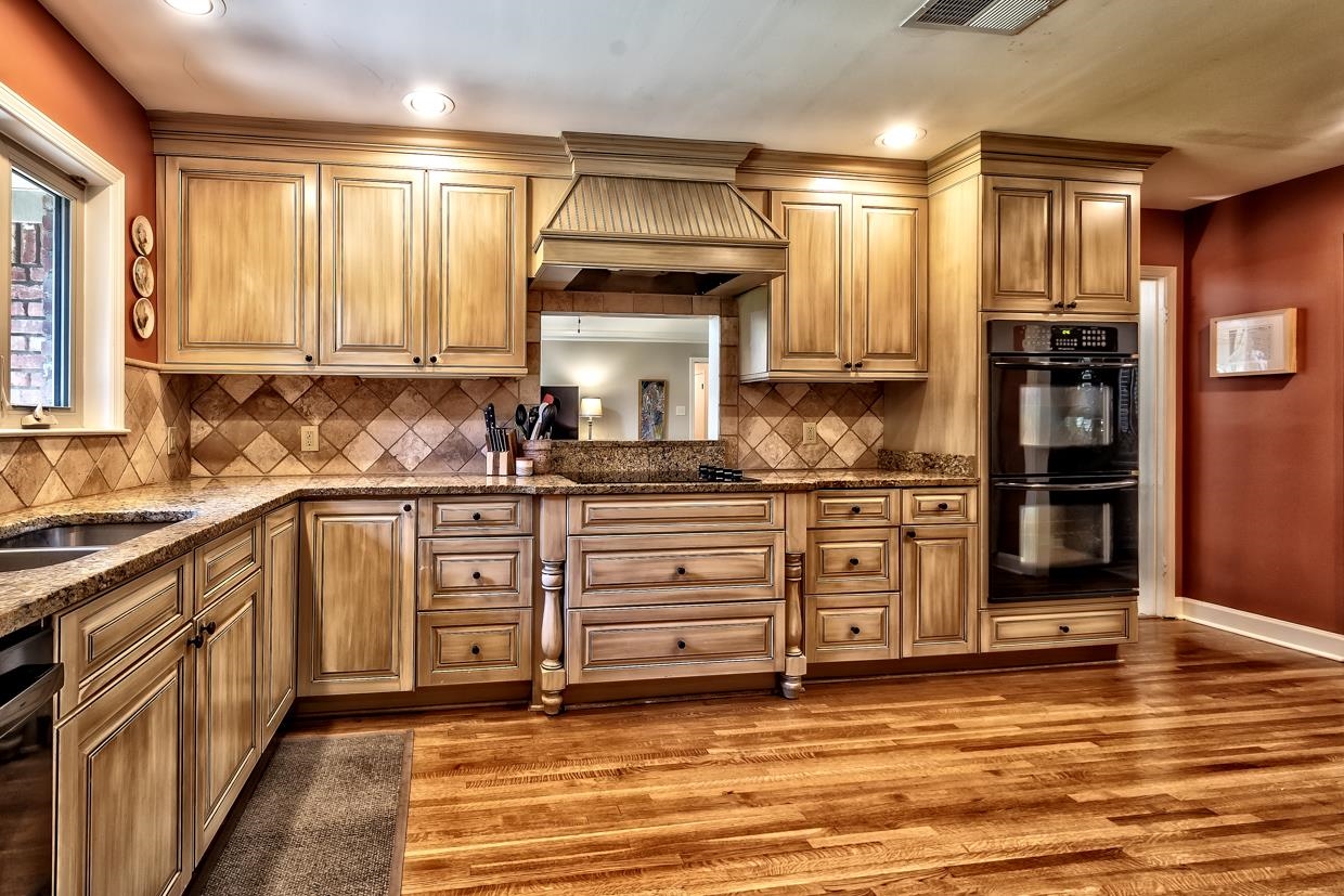 5263 SOUTHWOOD DR