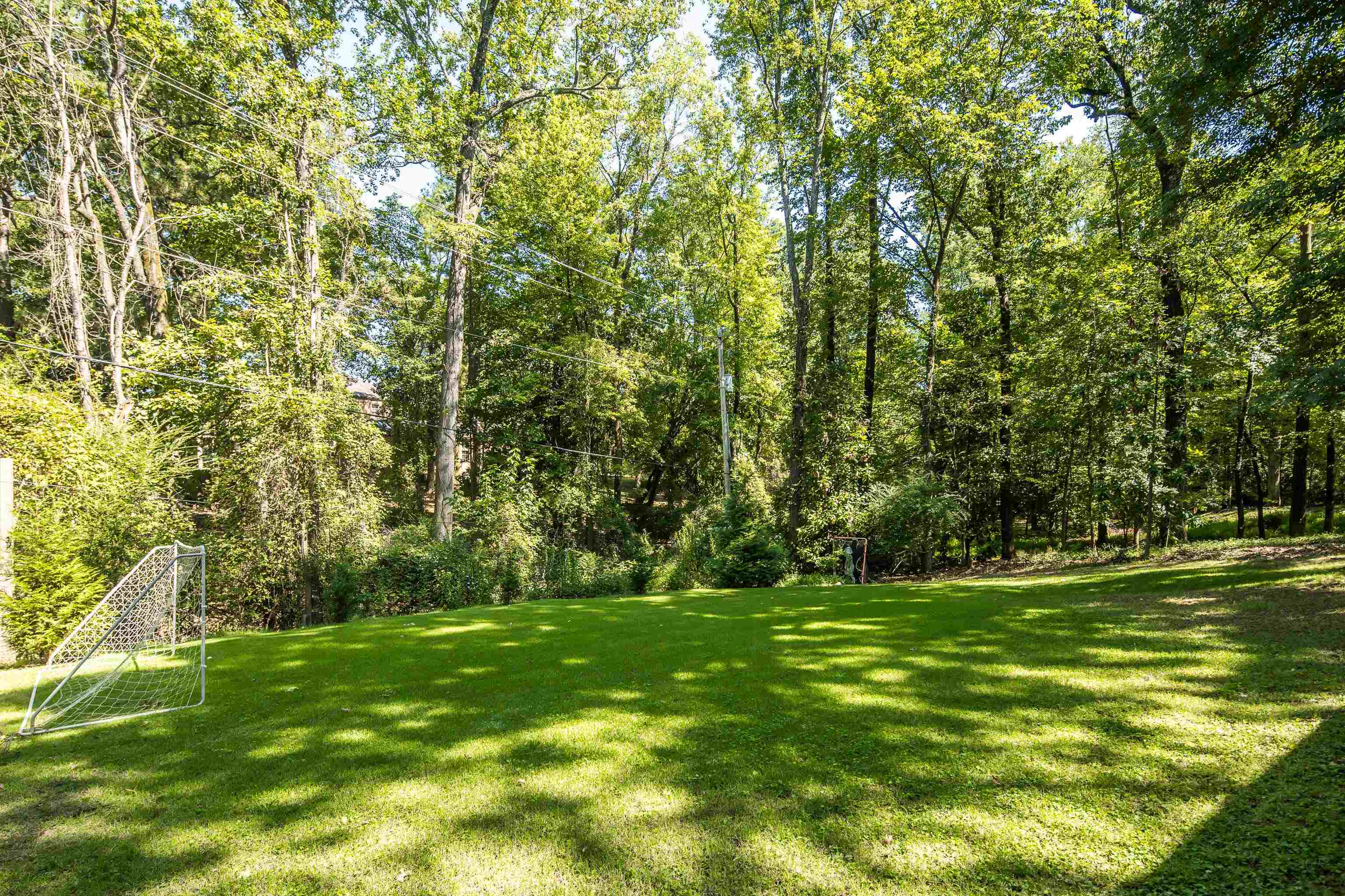 6050 BLAKELY DR