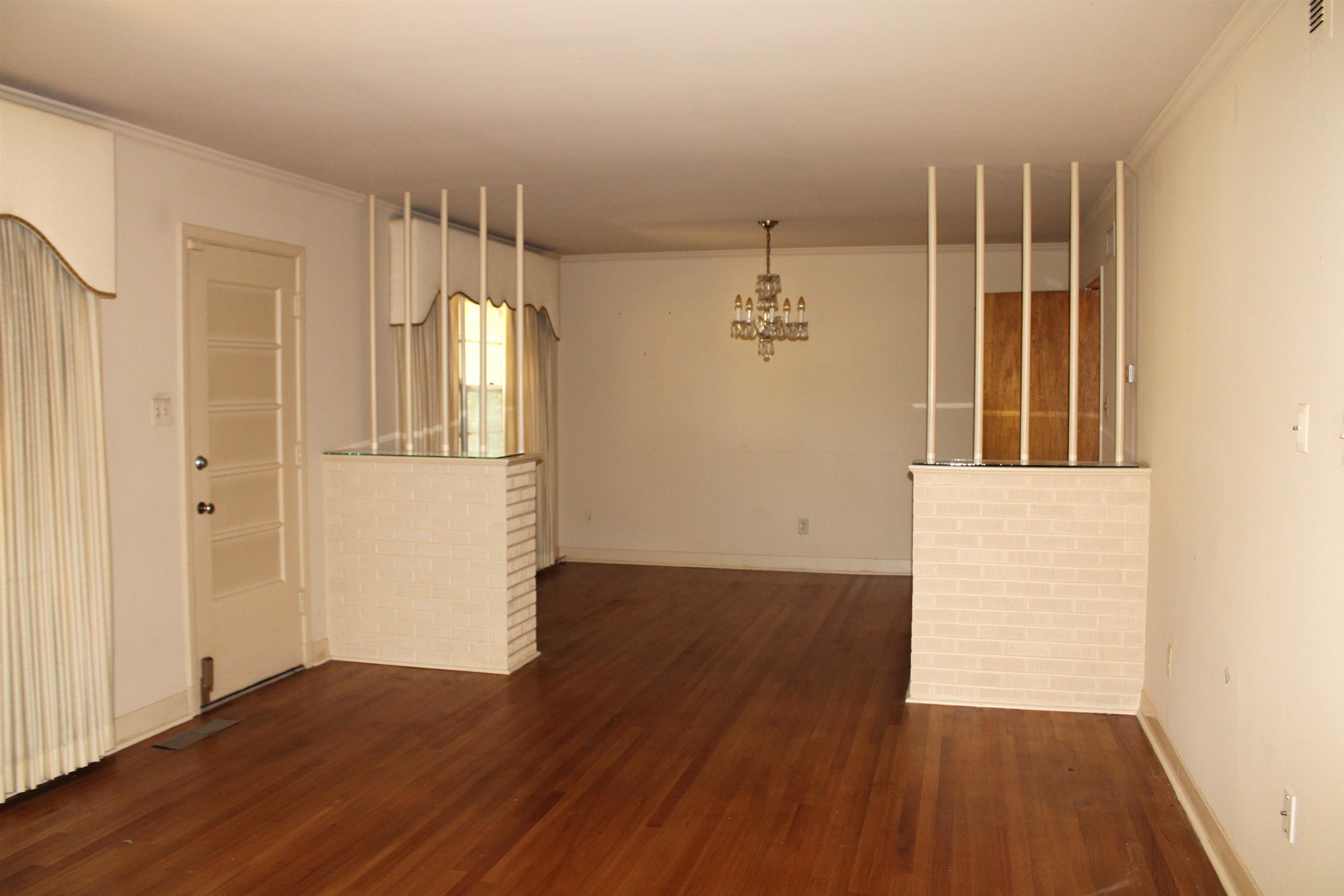 4174 HEDGE HILLS AVE