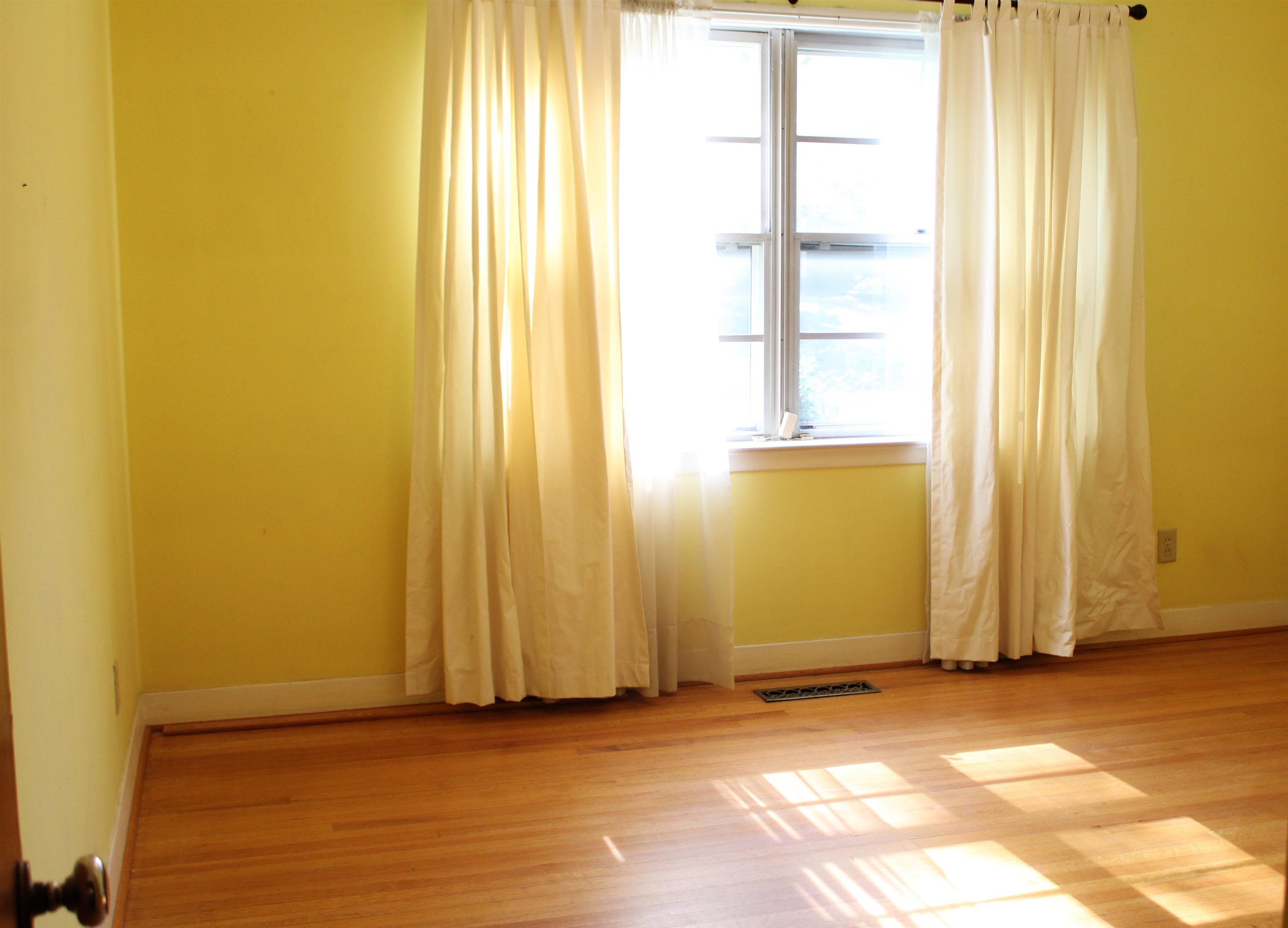 4174 HEDGE HILLS AVE