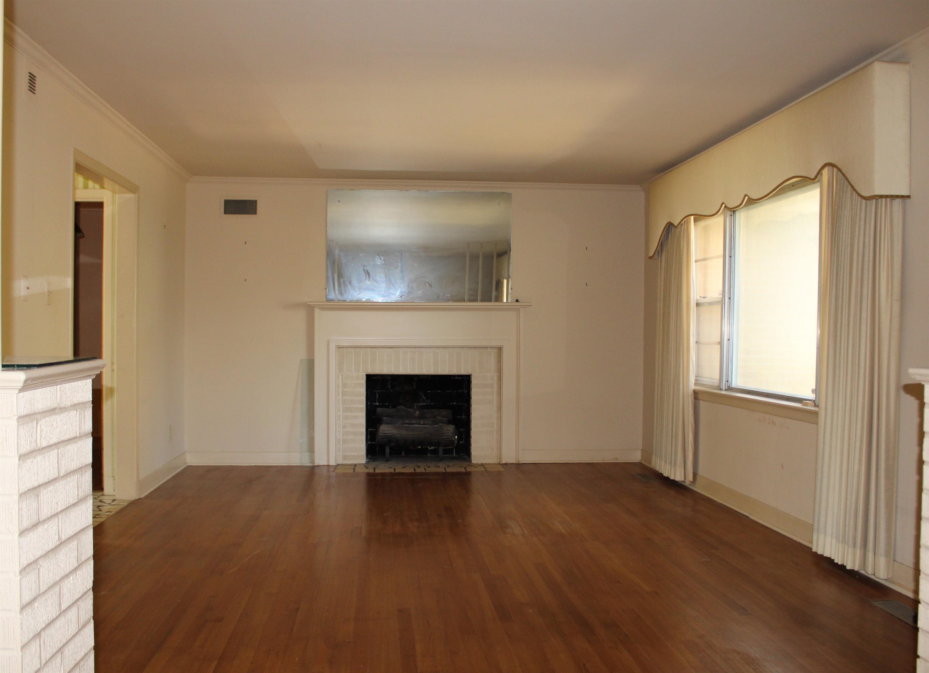 4174 HEDGE HILLS AVE