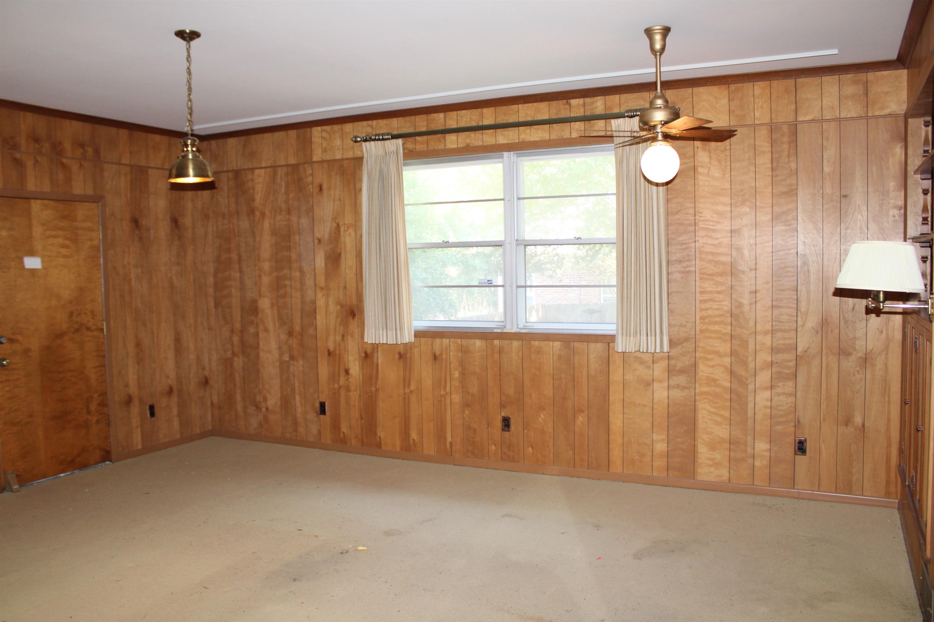 4174 HEDGE HILLS AVE