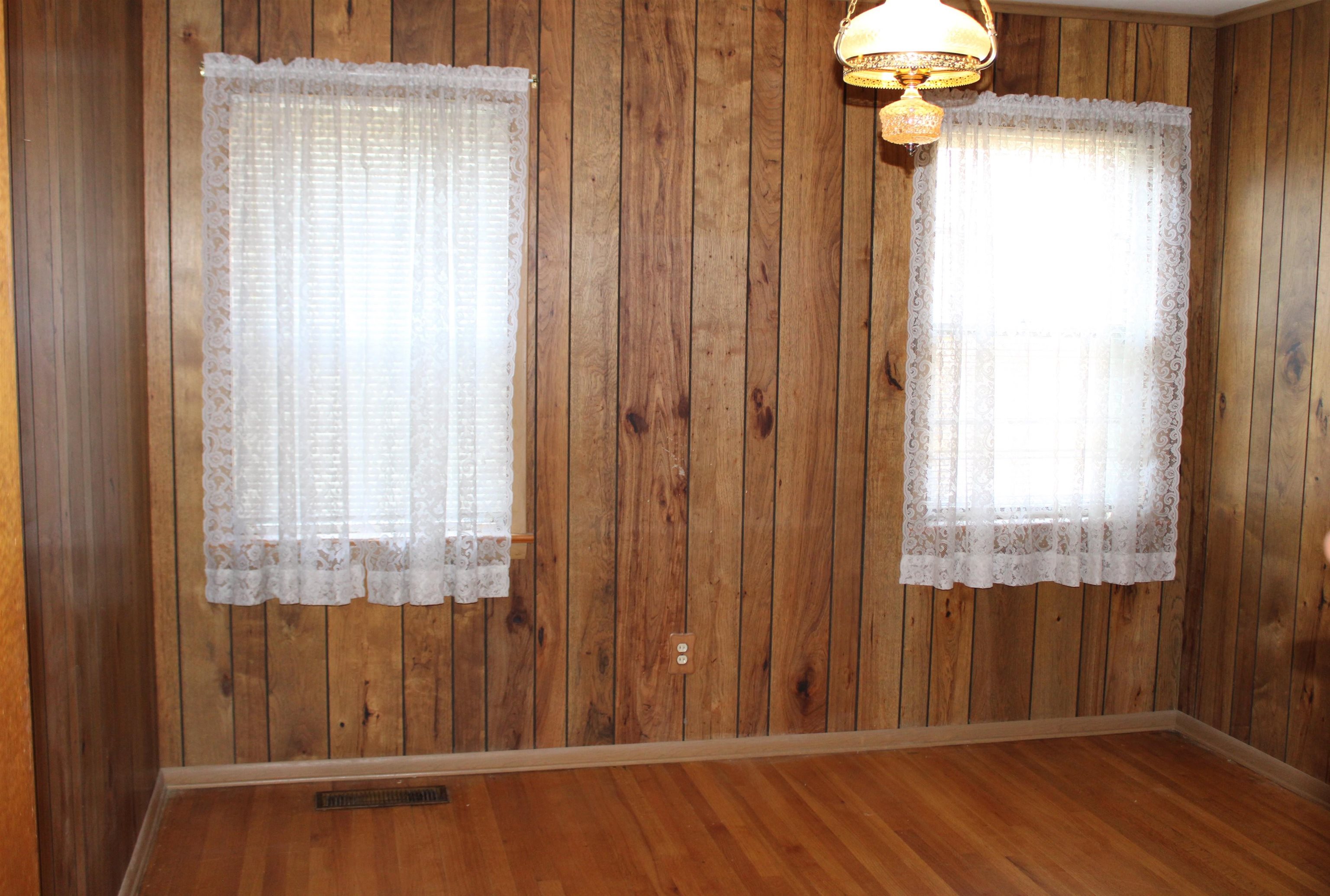 4174 HEDGE HILLS AVE