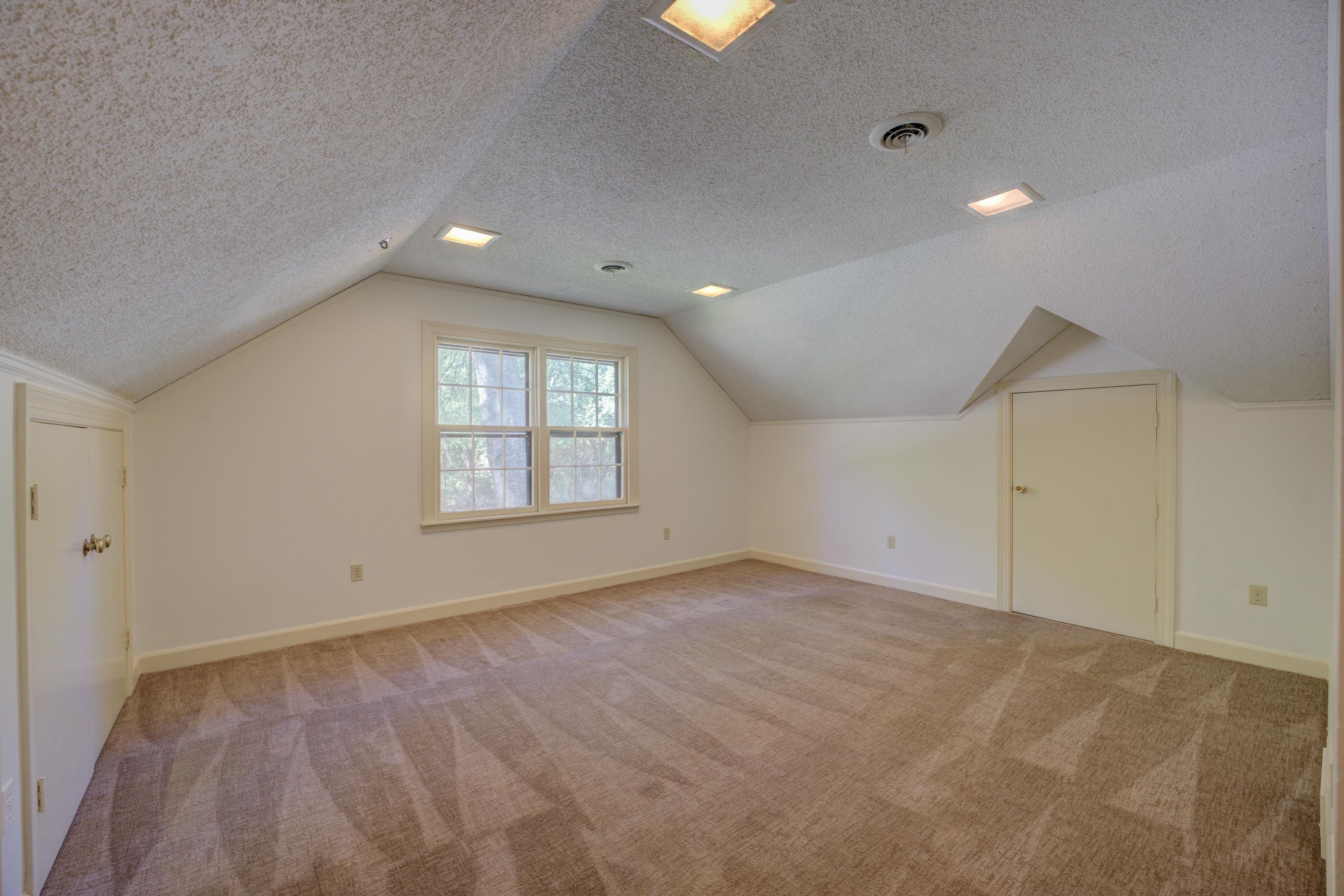 6346 BROOKS MANOR CV