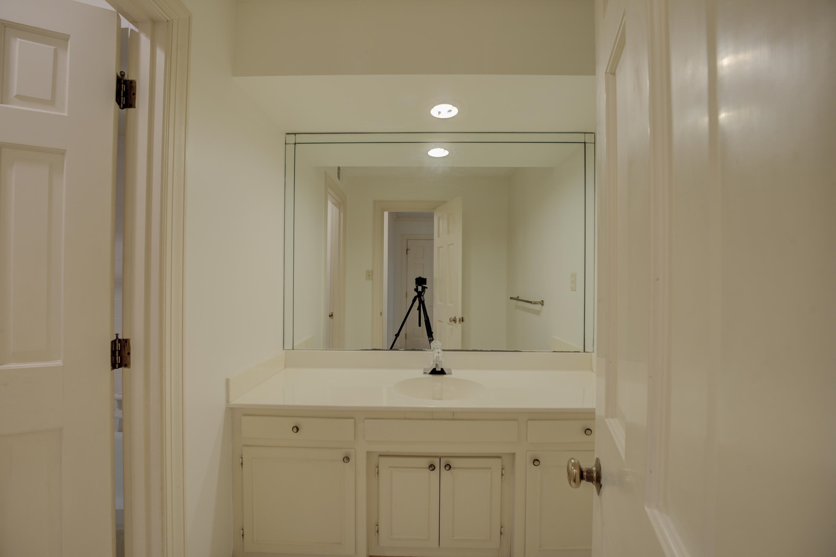 6346 BROOKS MANOR CV