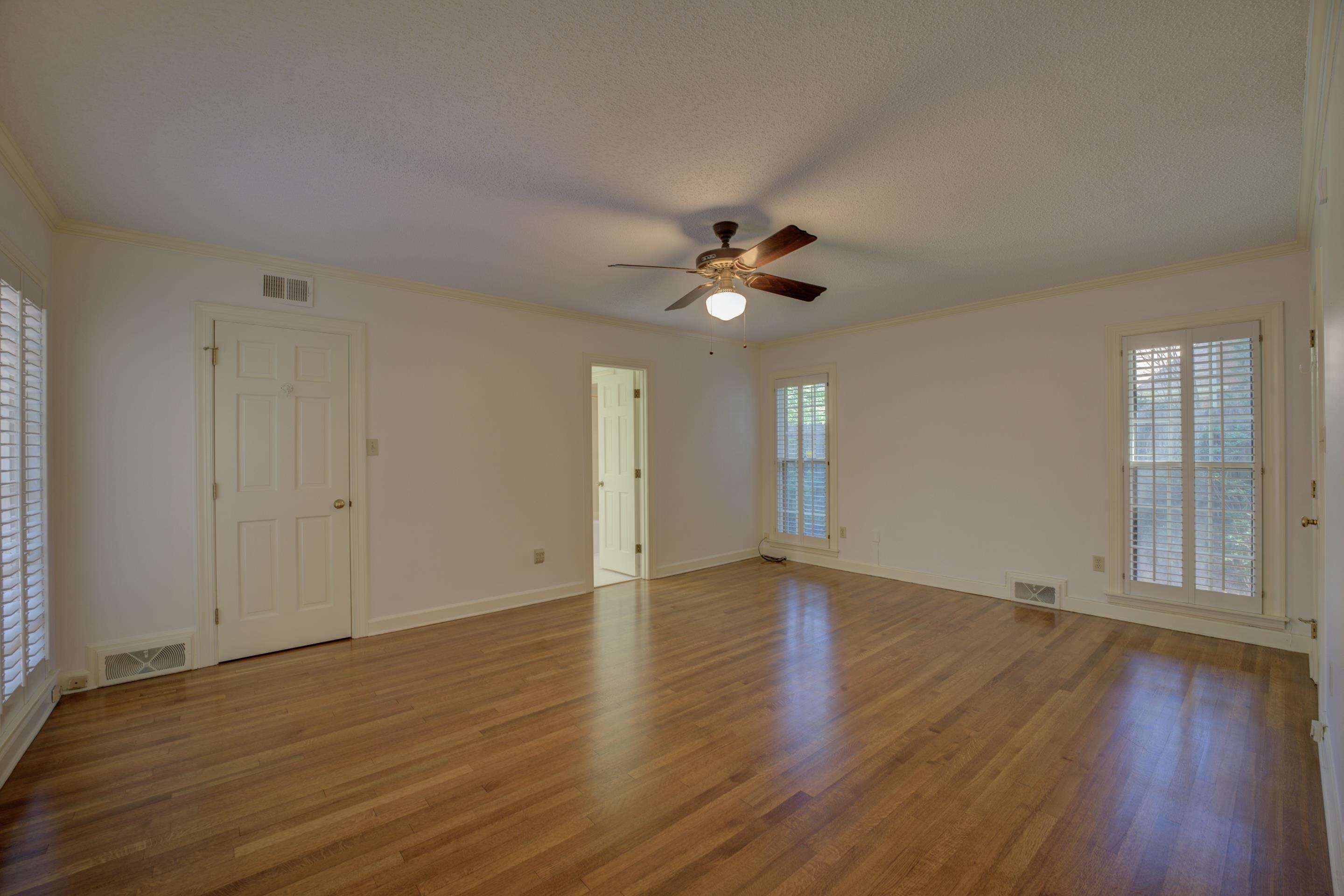 6346 BROOKS MANOR CV