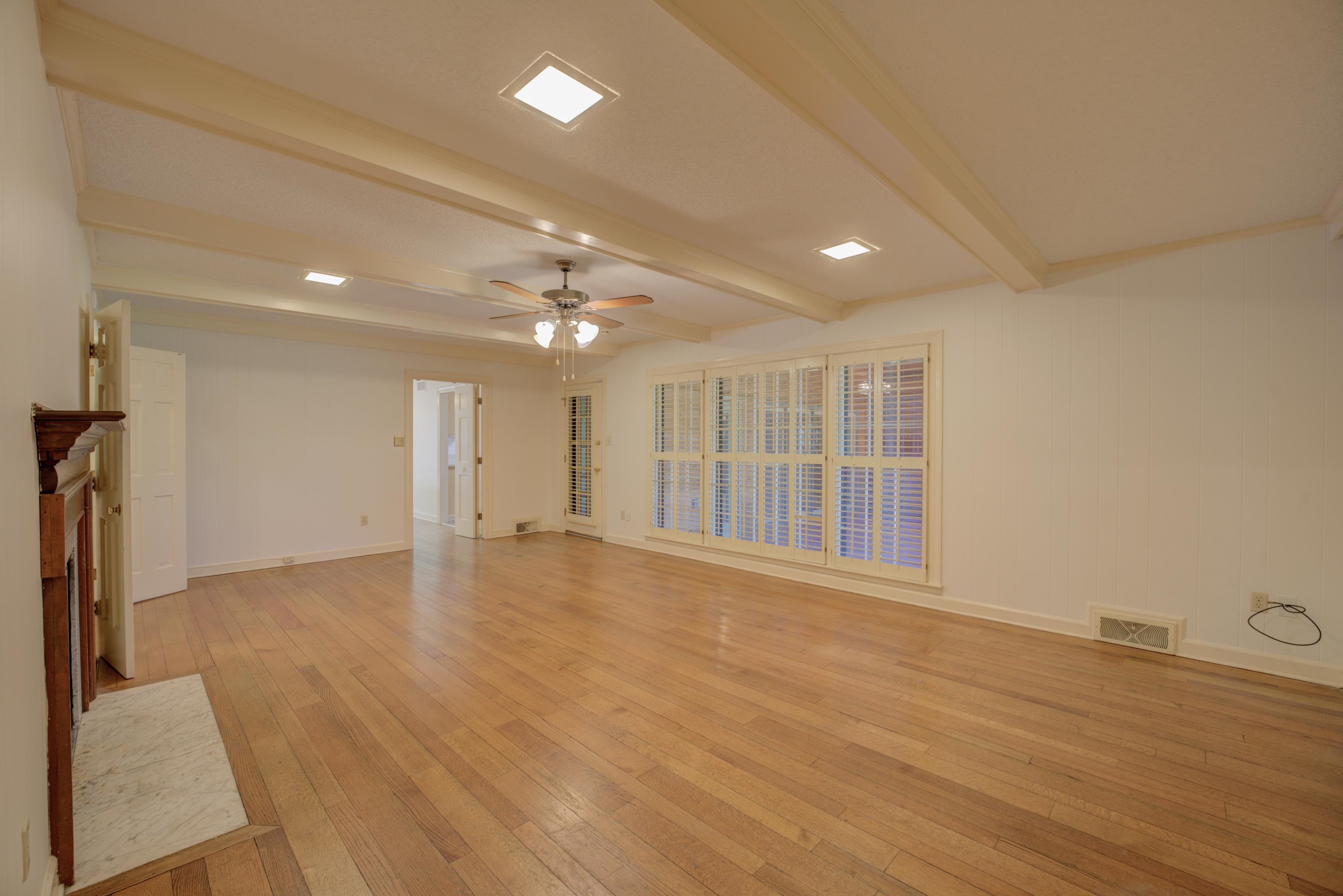 6346 BROOKS MANOR CV