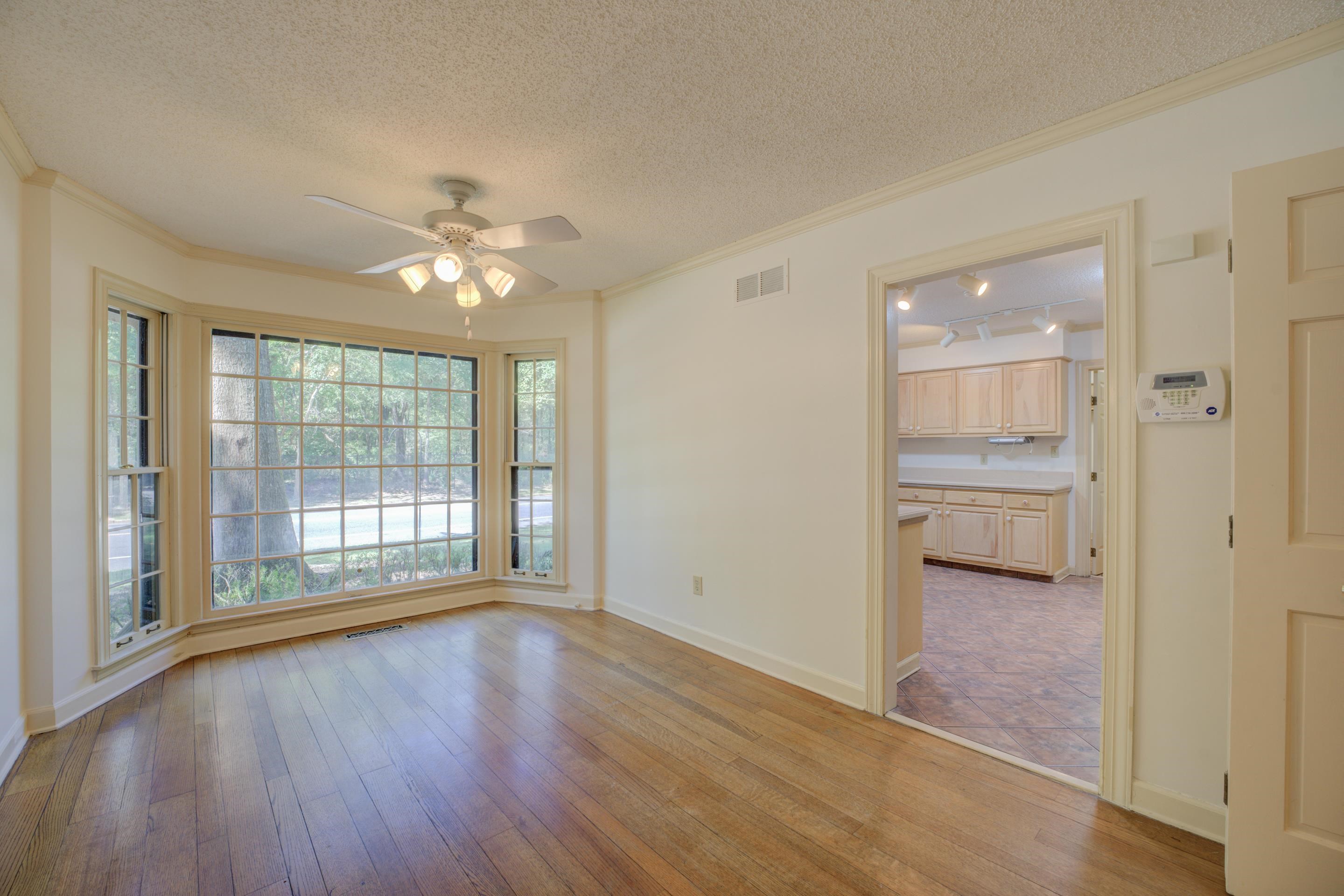 6346 BROOKS MANOR CV