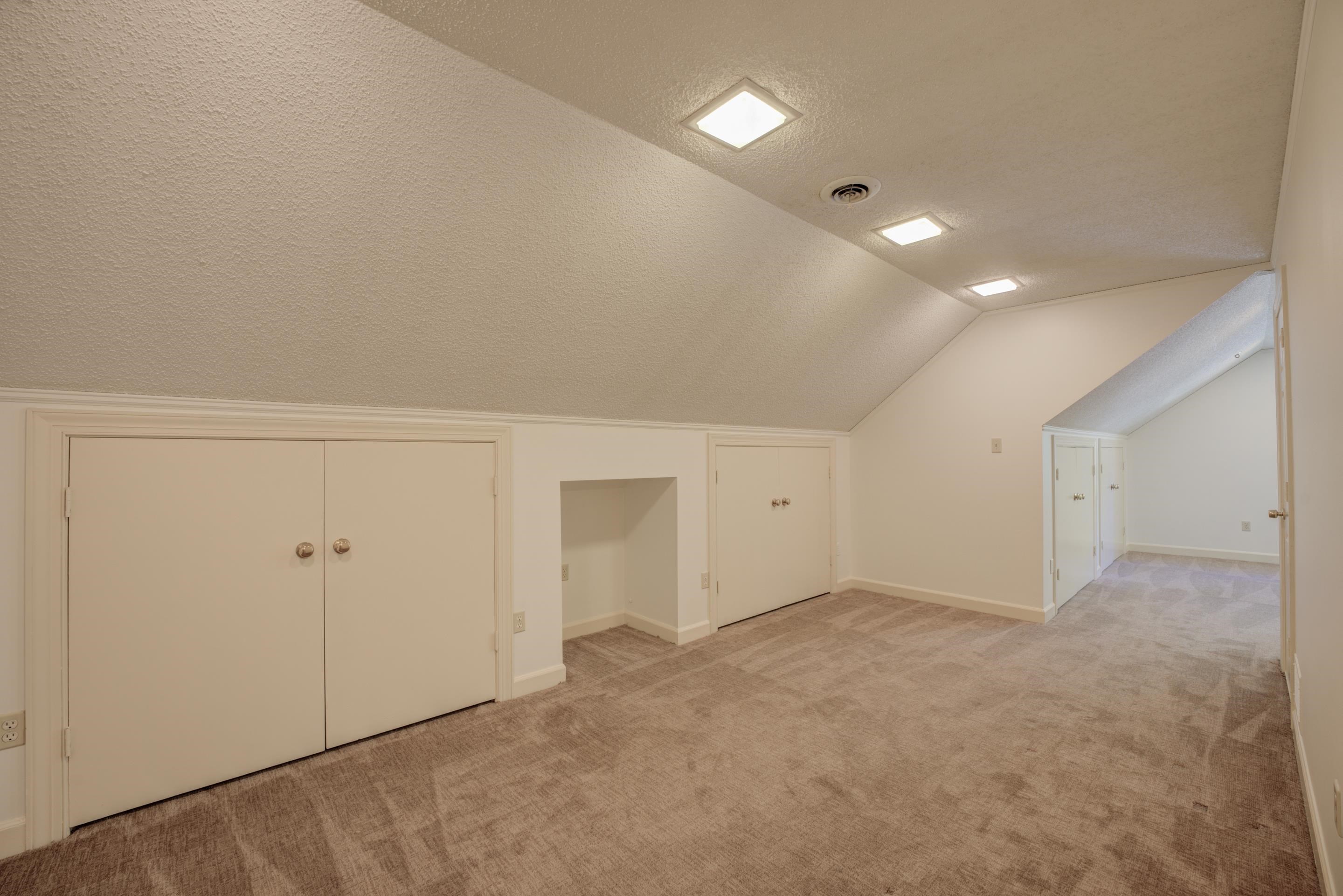 6346 BROOKS MANOR CV