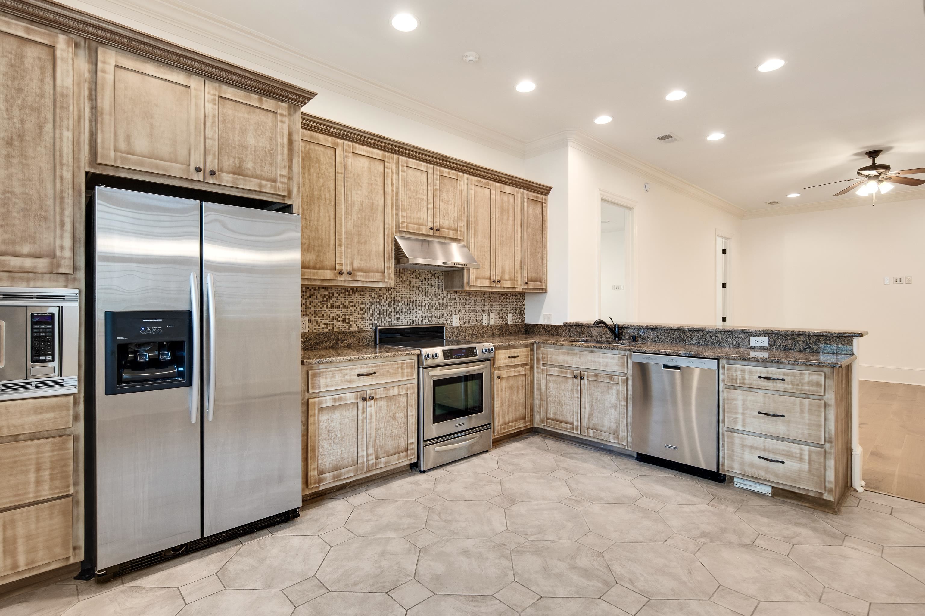 1450 W MASSEY RD