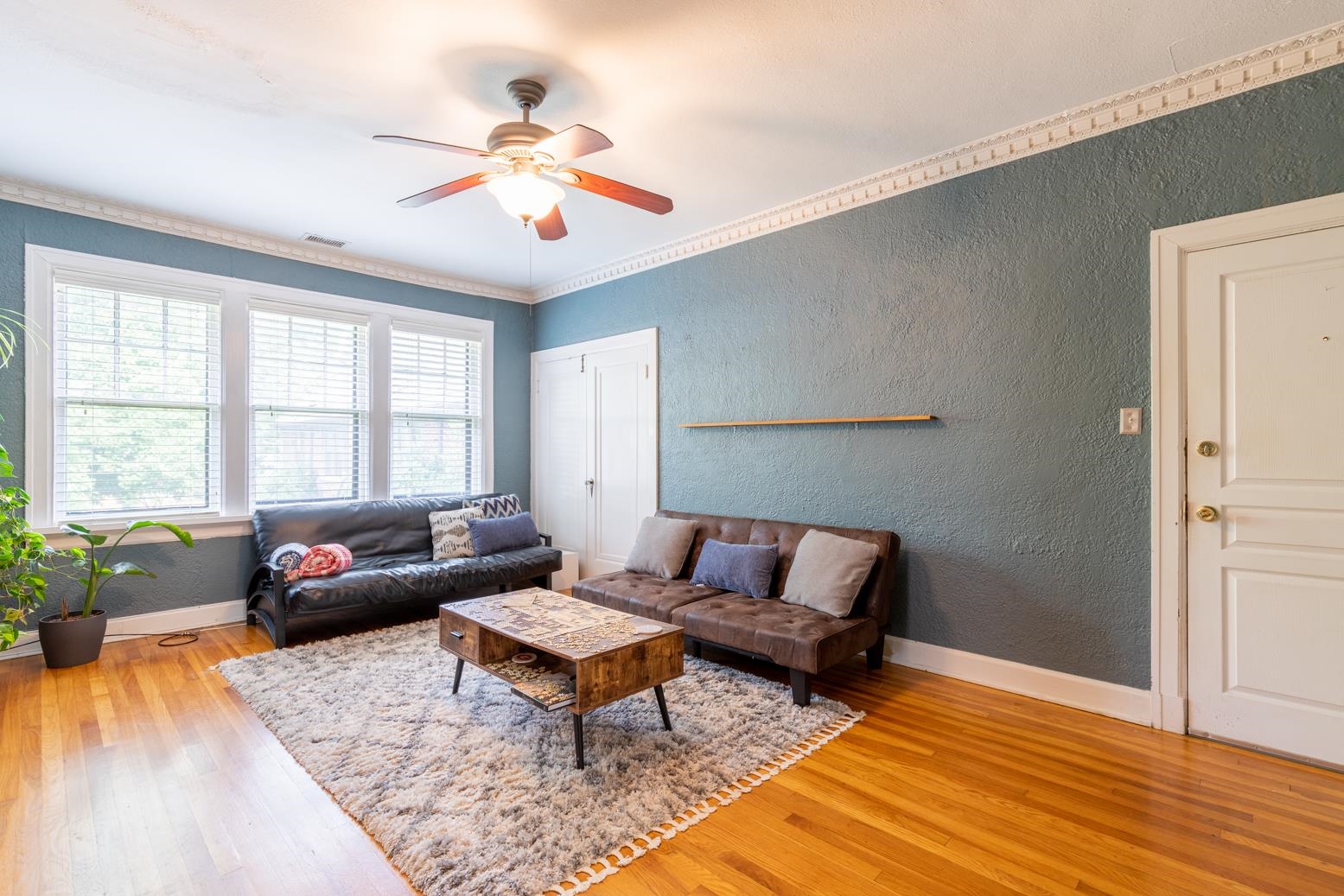 208 S MCLEAN BLVD Unit: 8