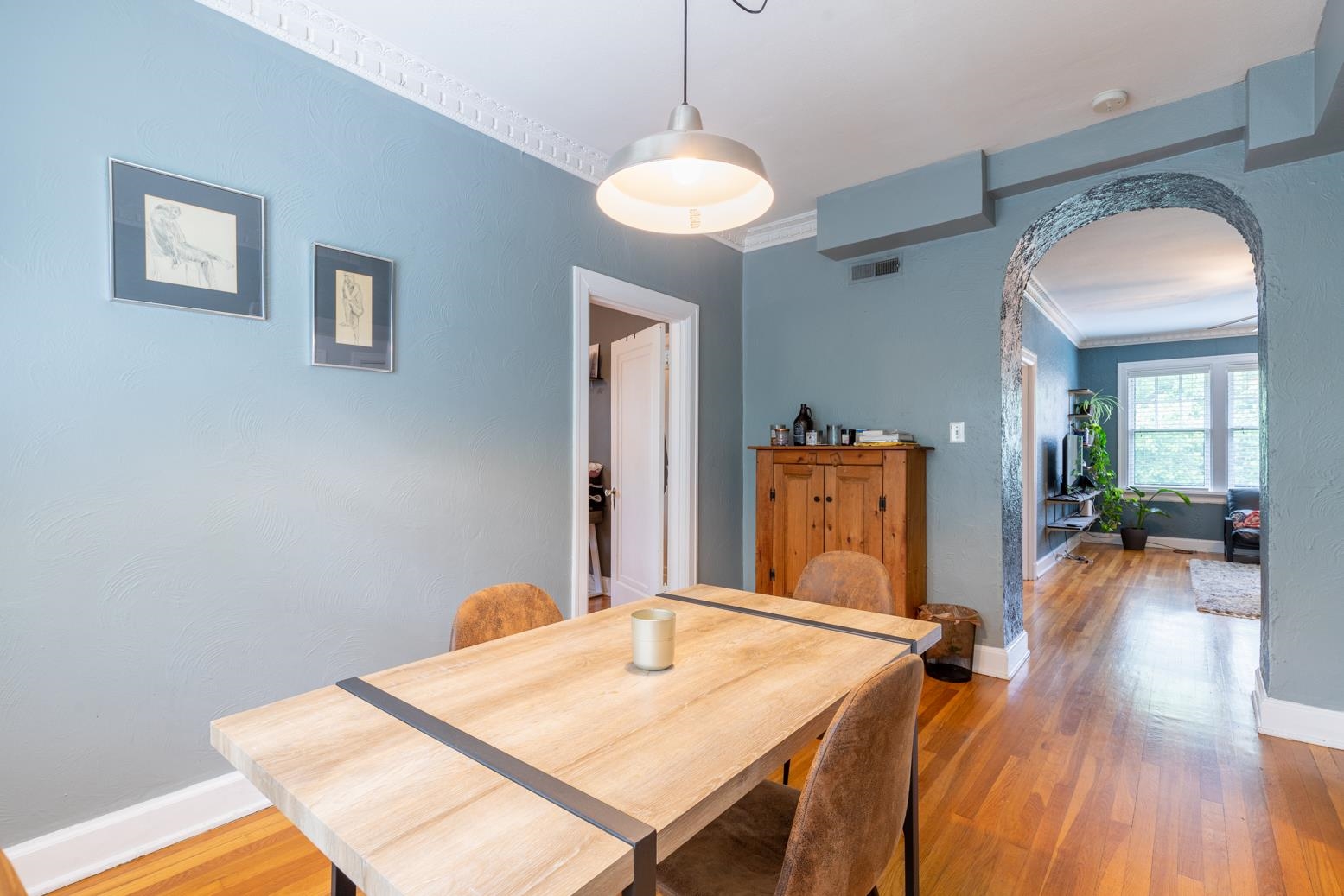 208 S MCLEAN BLVD Unit: 8