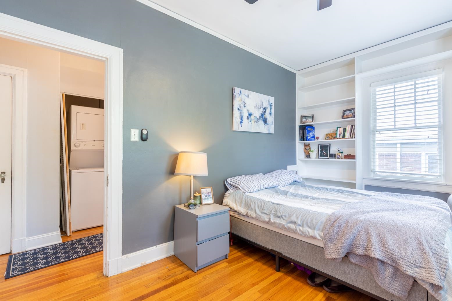 208 S MCLEAN BLVD Unit: 8