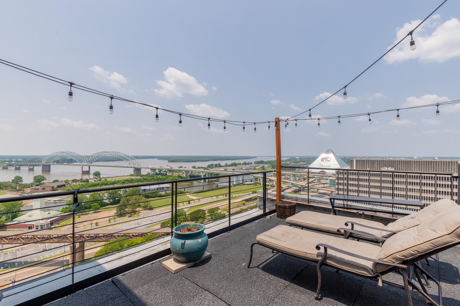 109 N MAIN ST Unit: 410