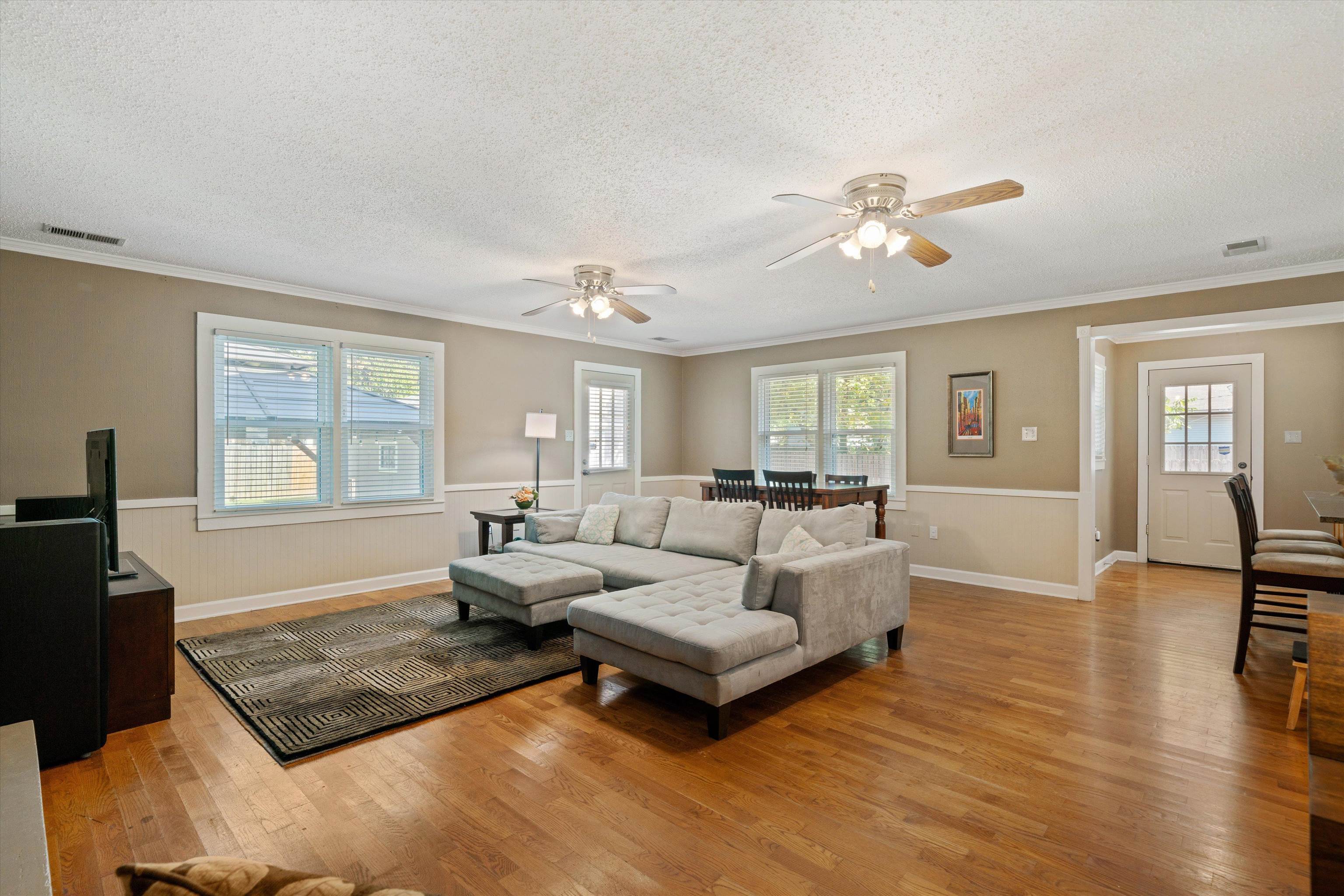 4956 KIMBALL AVE