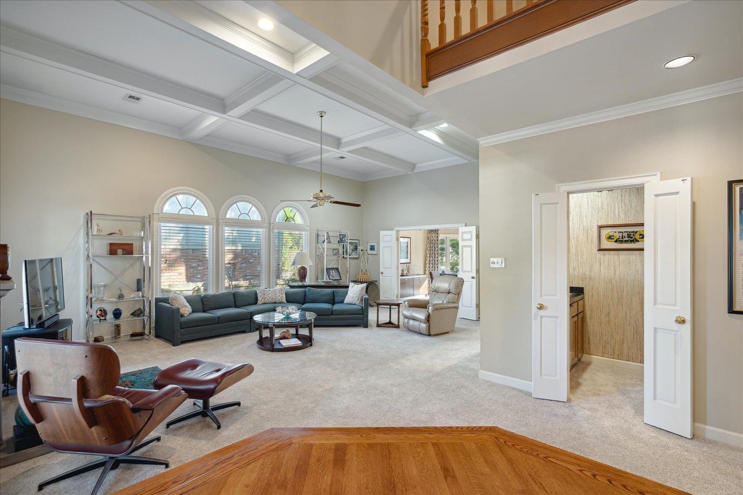 8377 WILLOW OAK RD