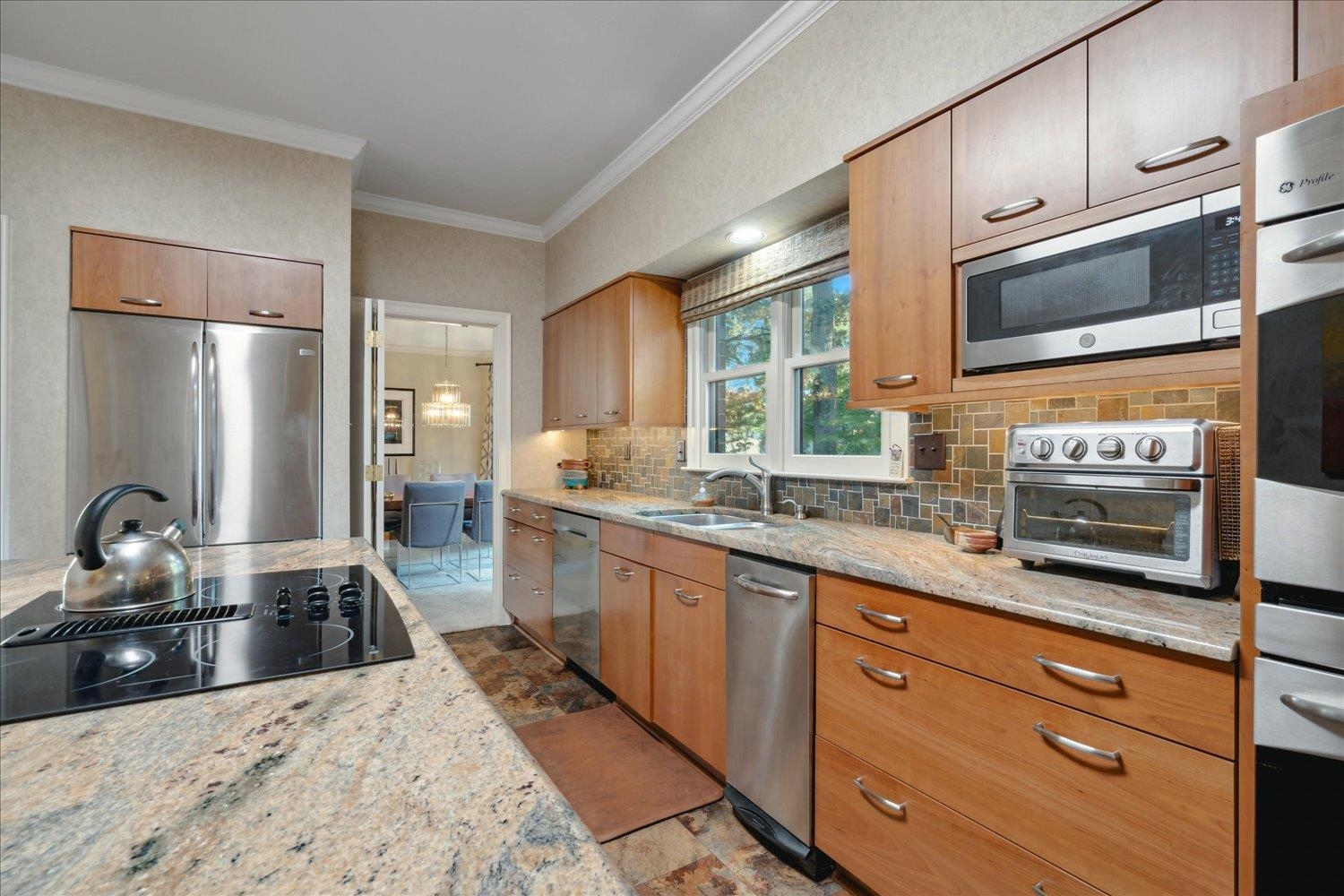 8377 WILLOW OAK RD