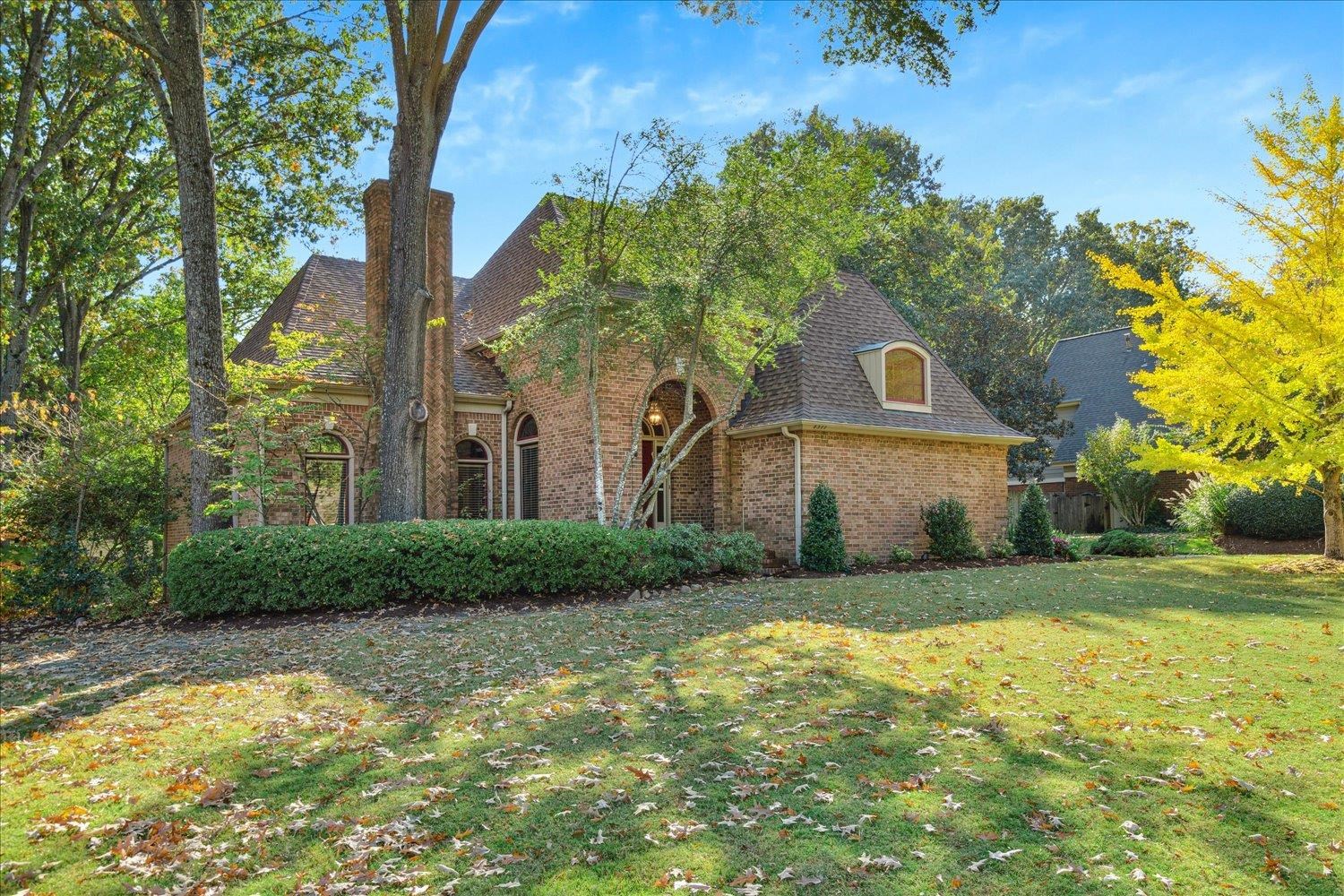 8377 WILLOW OAK RD