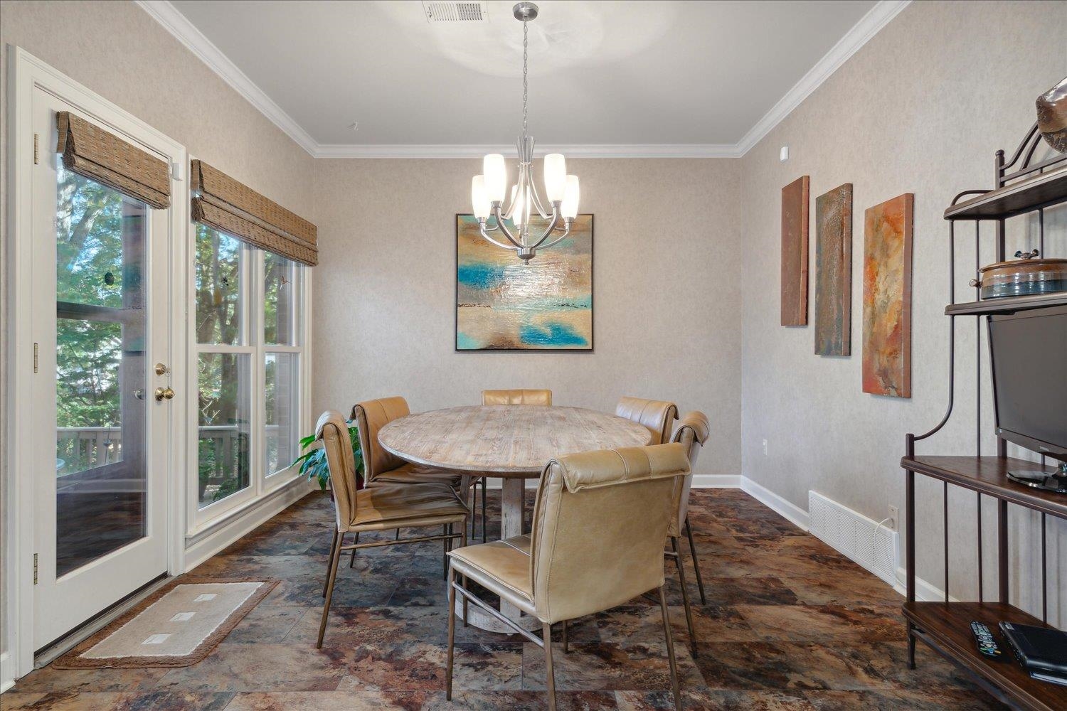 8377 WILLOW OAK RD