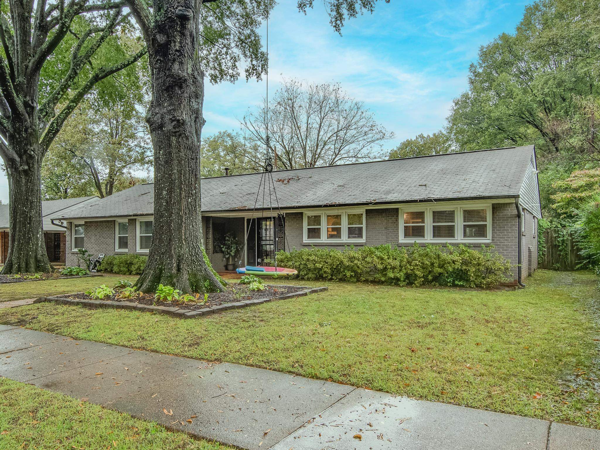 4898 DEE RD