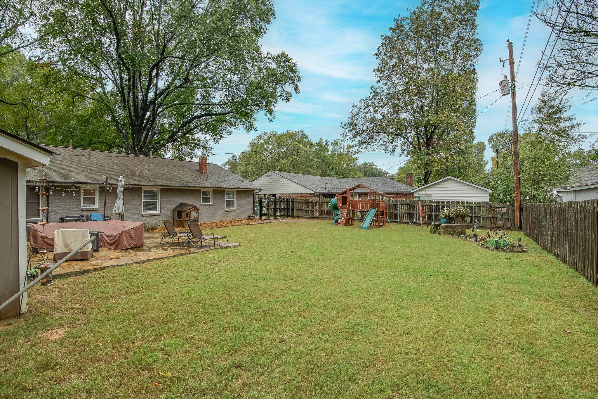 4898 DEE RD