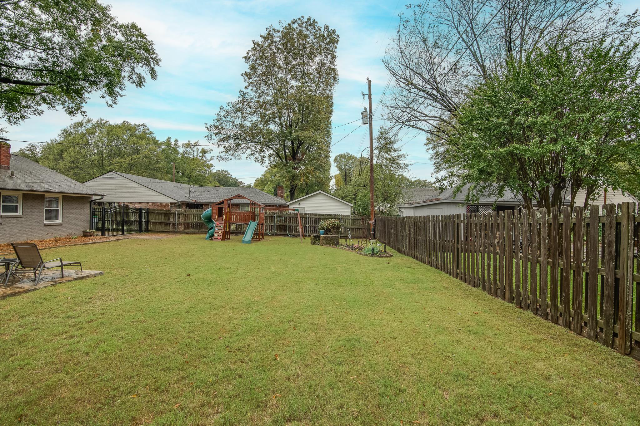 4898 DEE RD