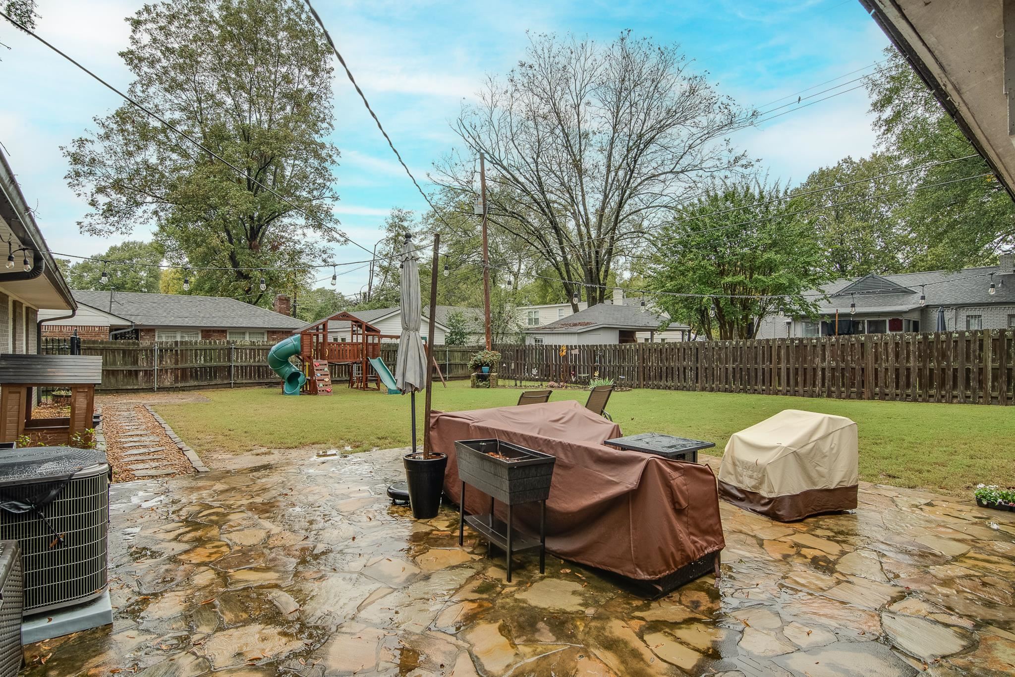 4898 DEE RD