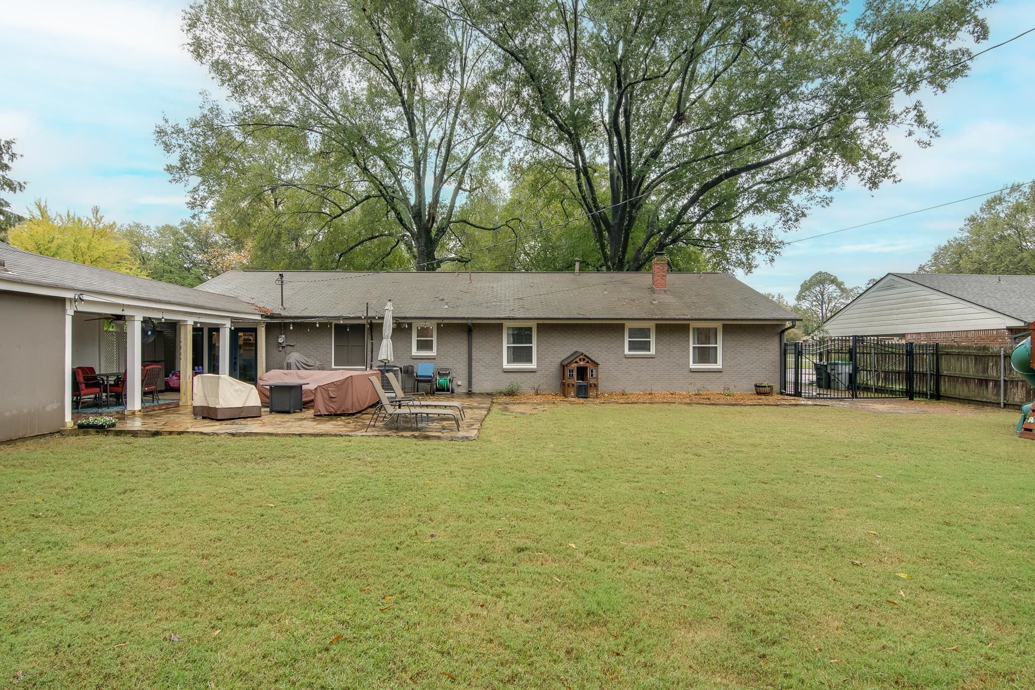 4898 DEE RD