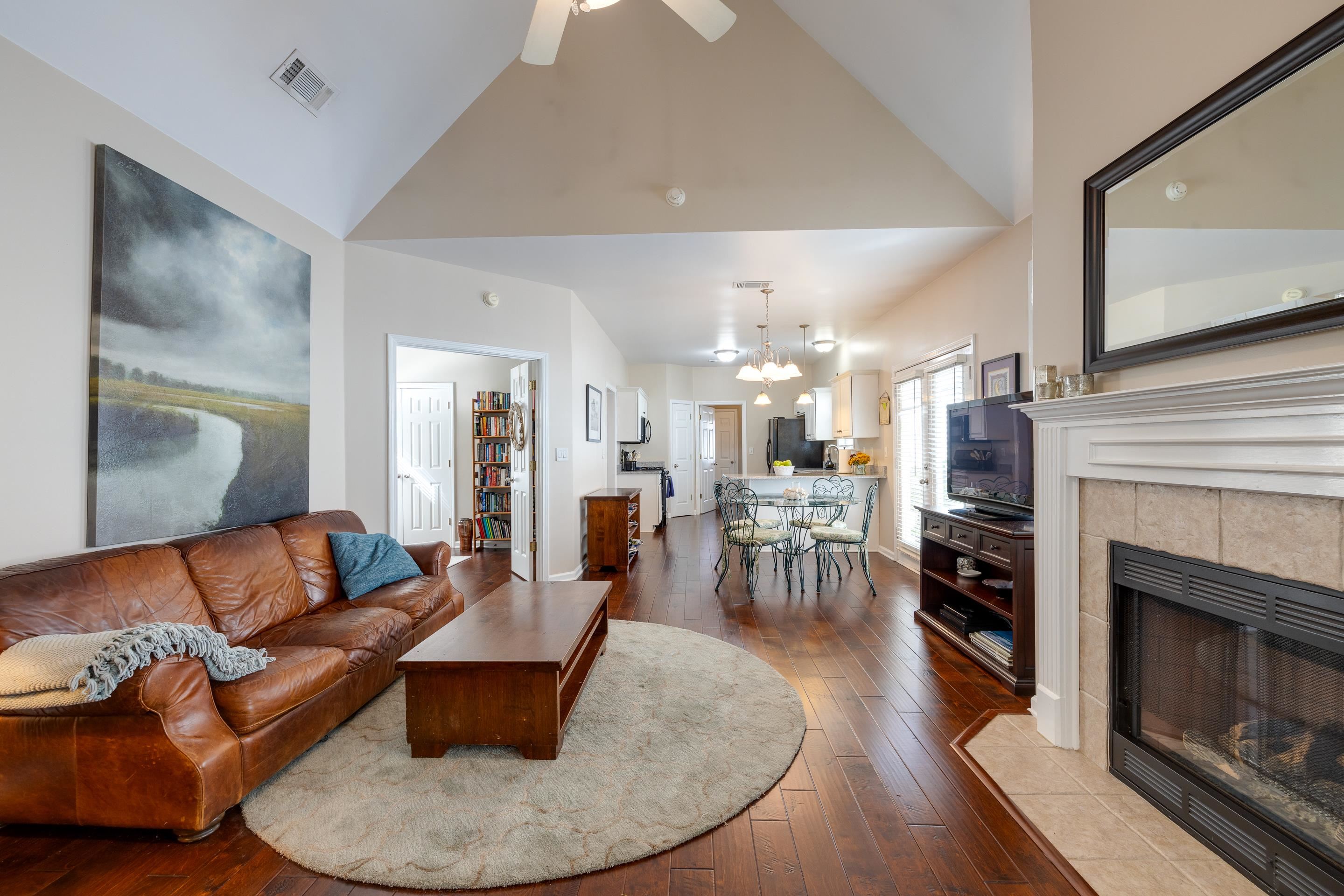 1359 ISLAND RIDGE DR