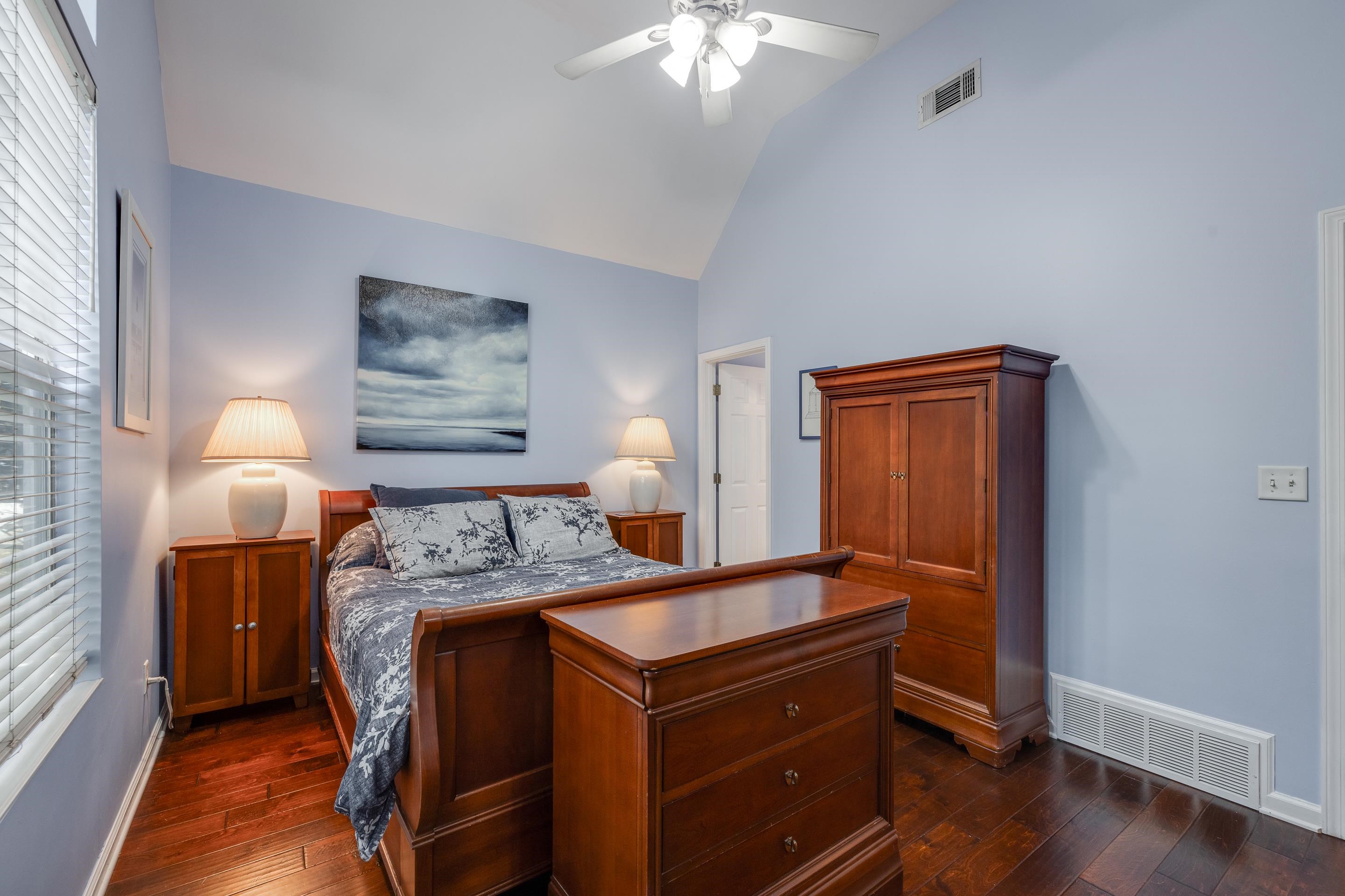 1359 ISLAND RIDGE DR