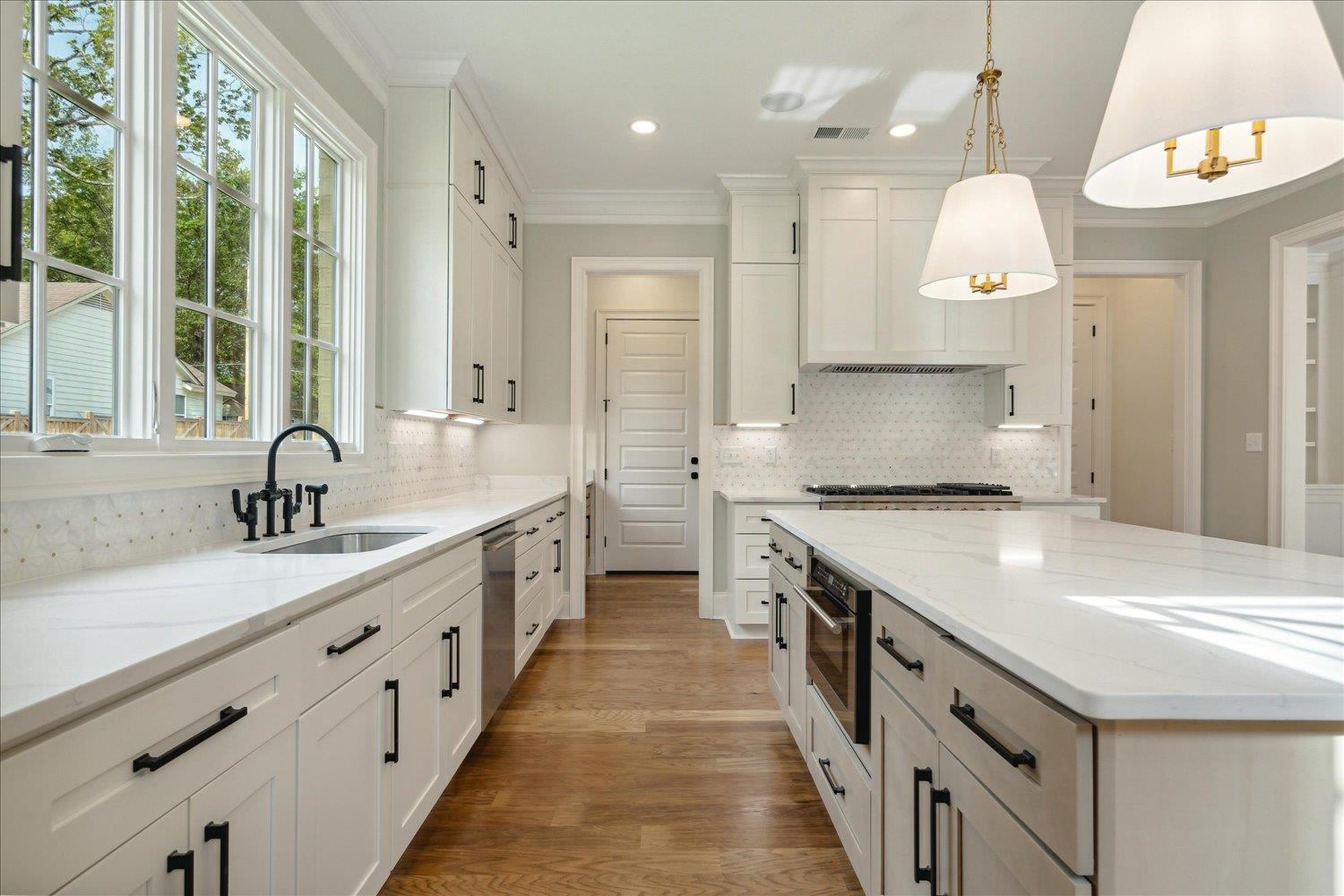 5012 HENRY HEIGHTS DR