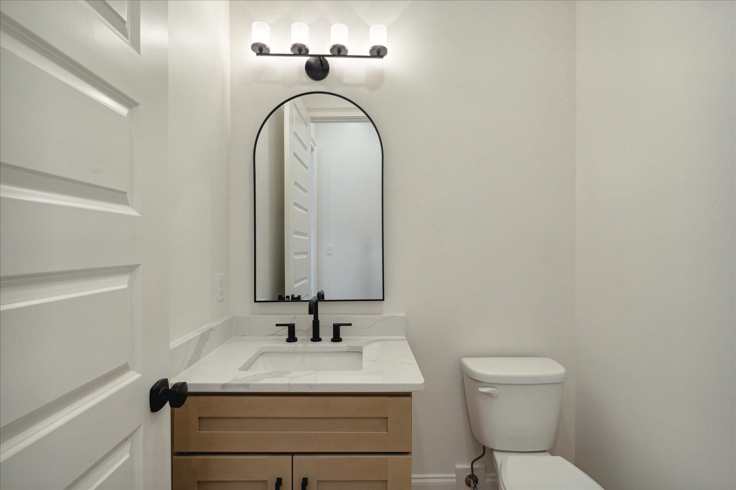 5012 HENRY HEIGHTS DR