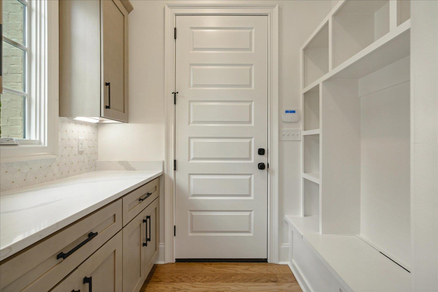 5012 HENRY HEIGHTS DR