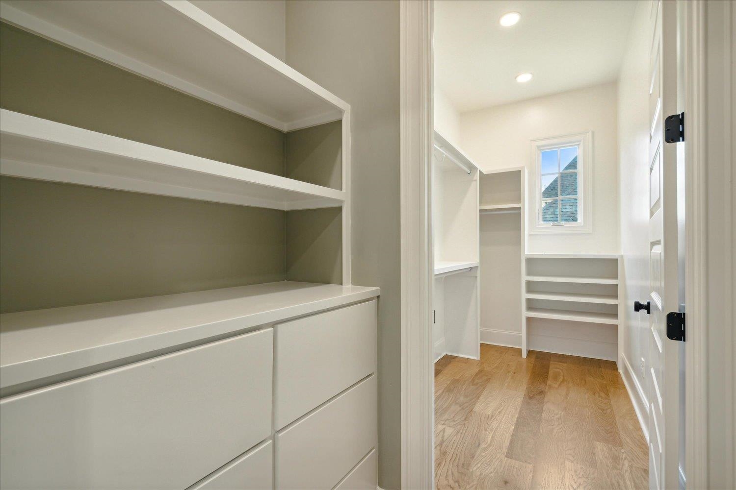 5012 HENRY HEIGHTS DR