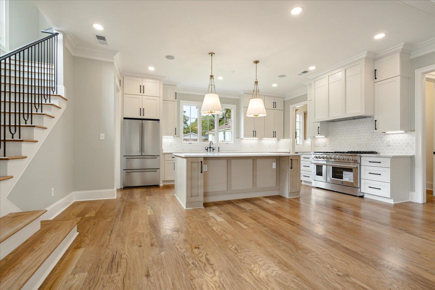 5012 HENRY HEIGHTS DR