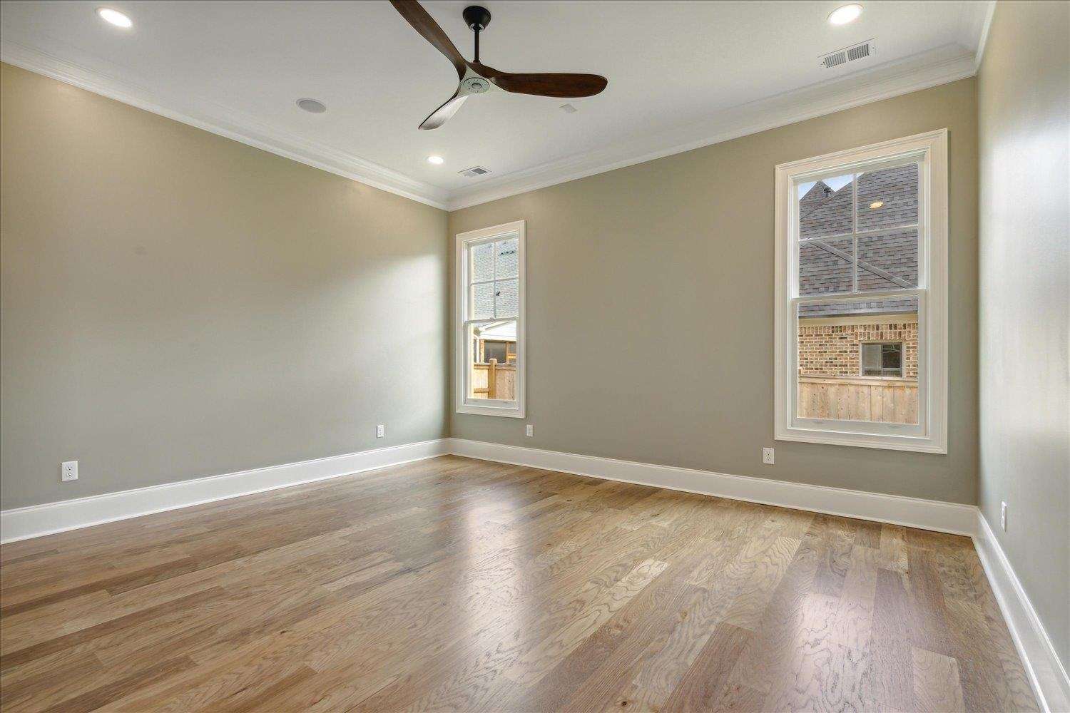 5012 HENRY HEIGHTS DR