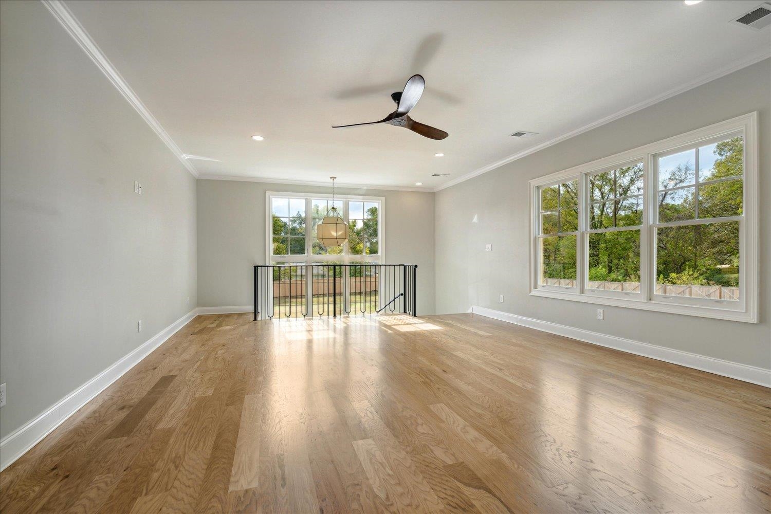 5012 HENRY HEIGHTS DR