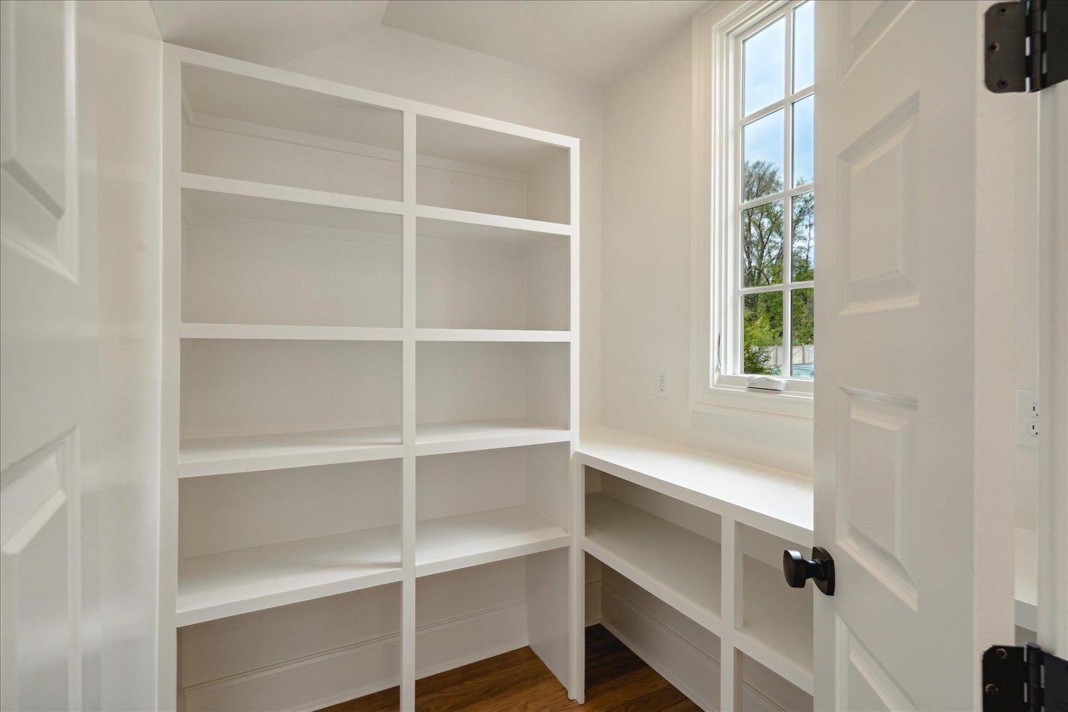 5012 HENRY HEIGHTS DR