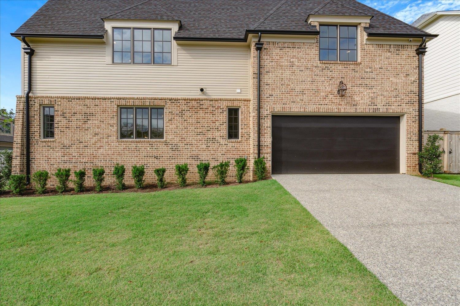 5020 HENRY HEIGHTS DR