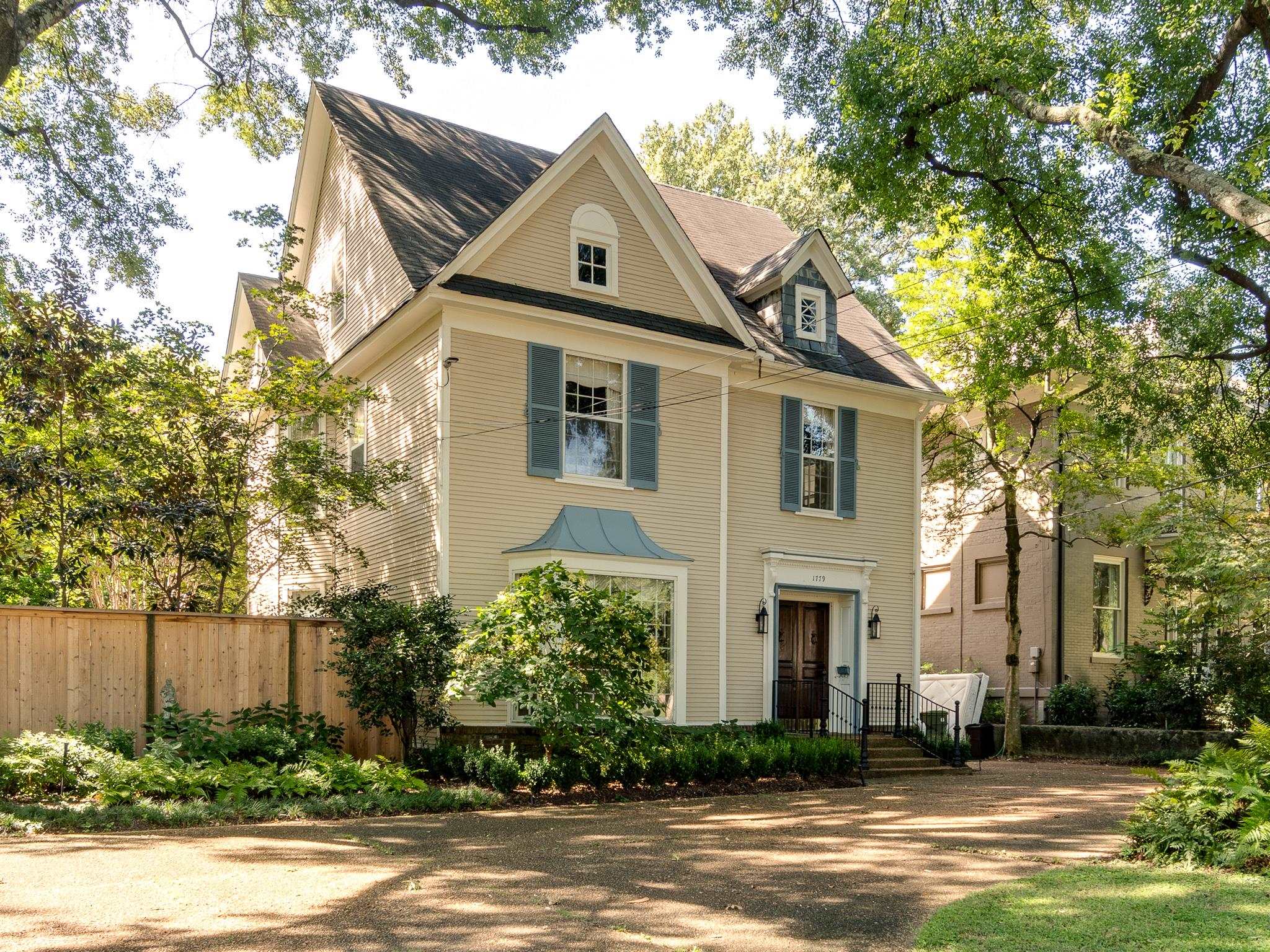 1779 GLENWOOD PL