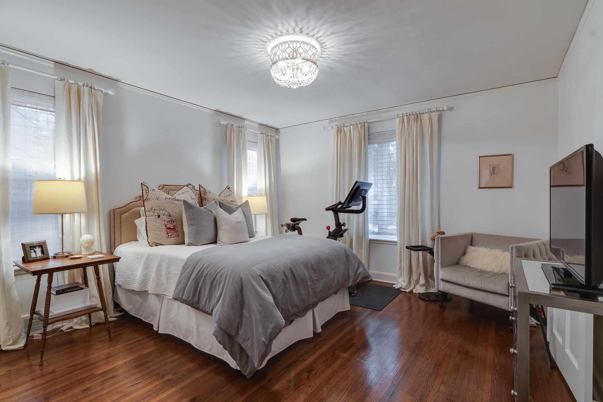 4060 S WALNUT GROVE CIR