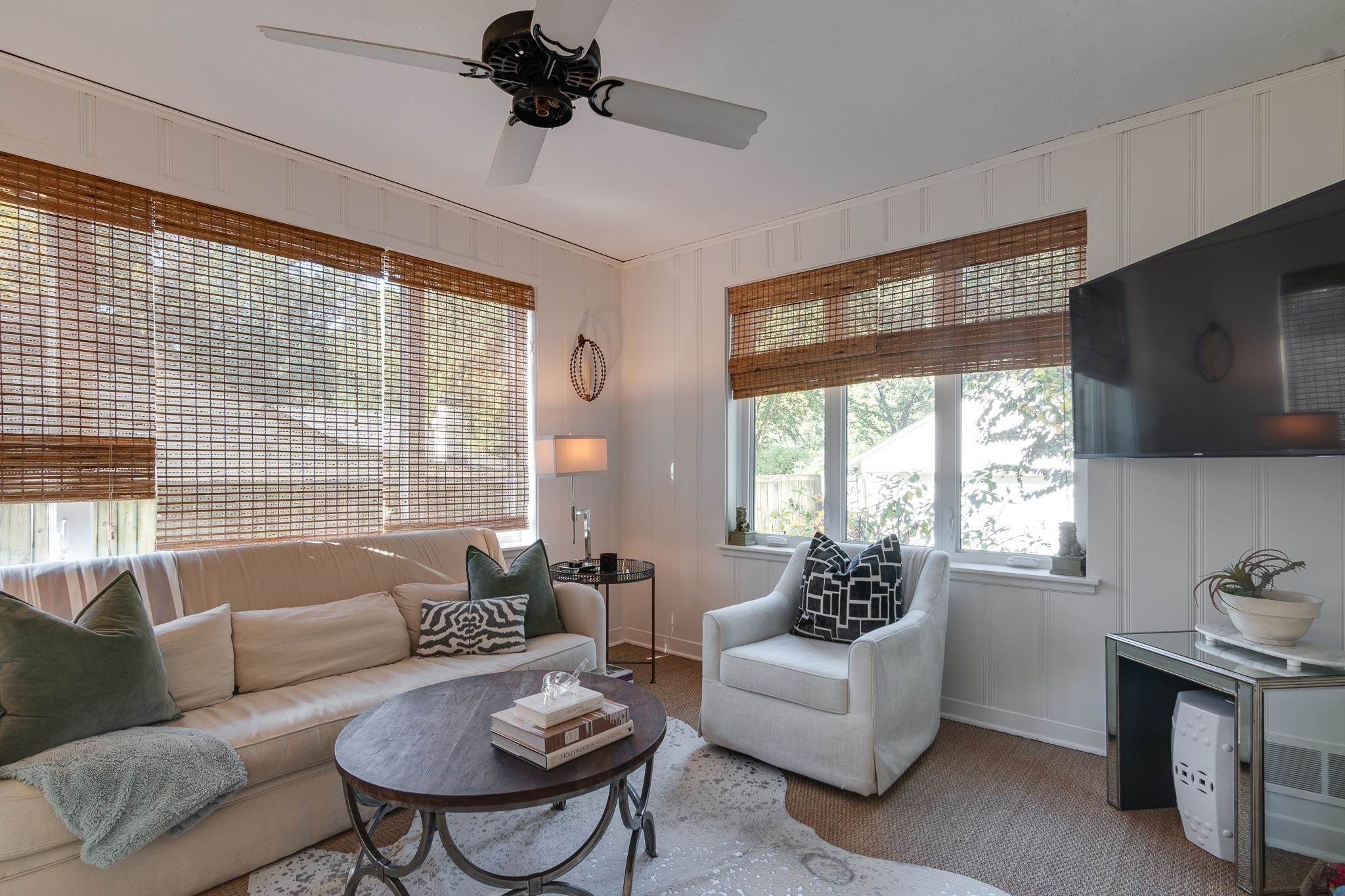 4060 S WALNUT GROVE CIR