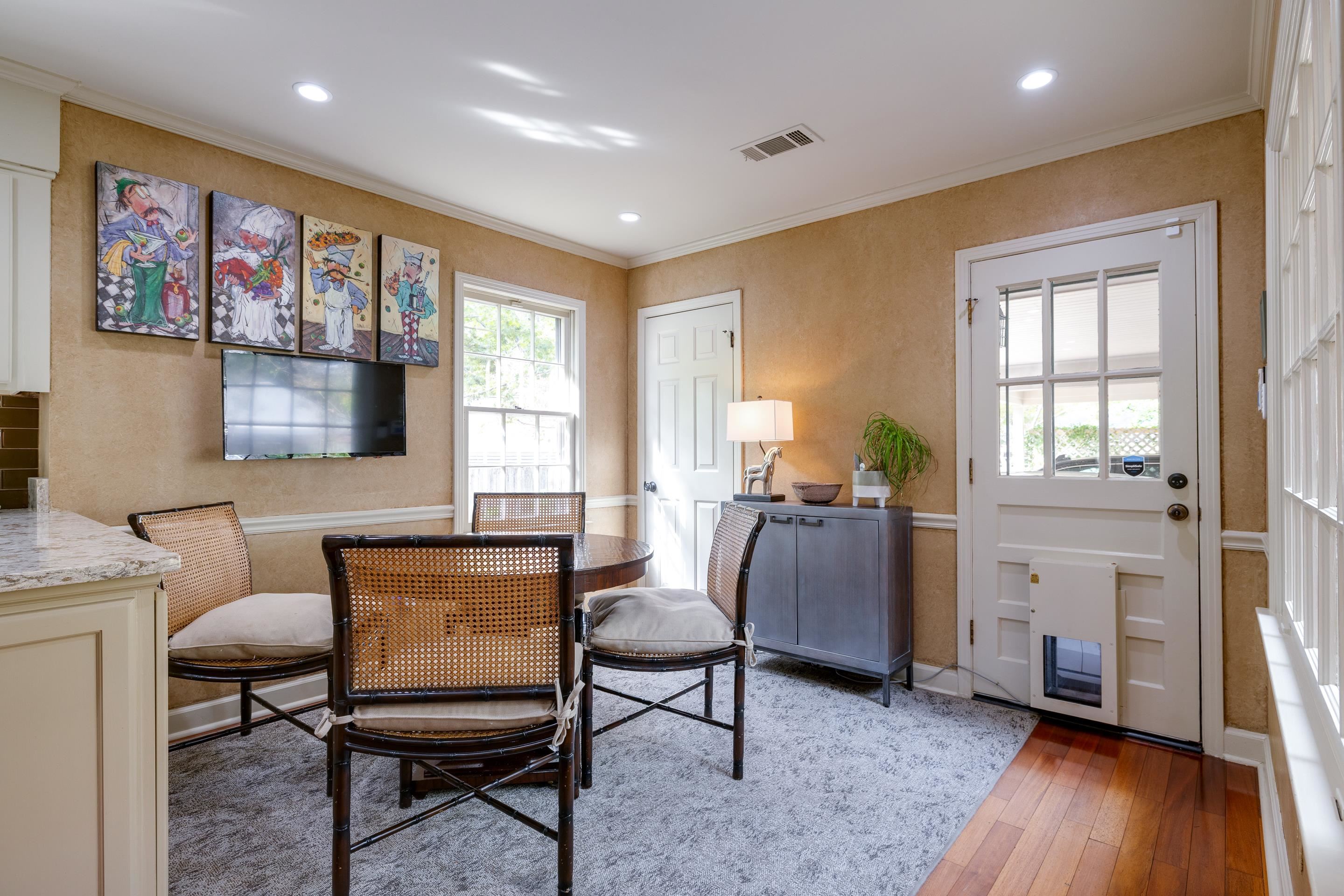 4256 AMBER LN