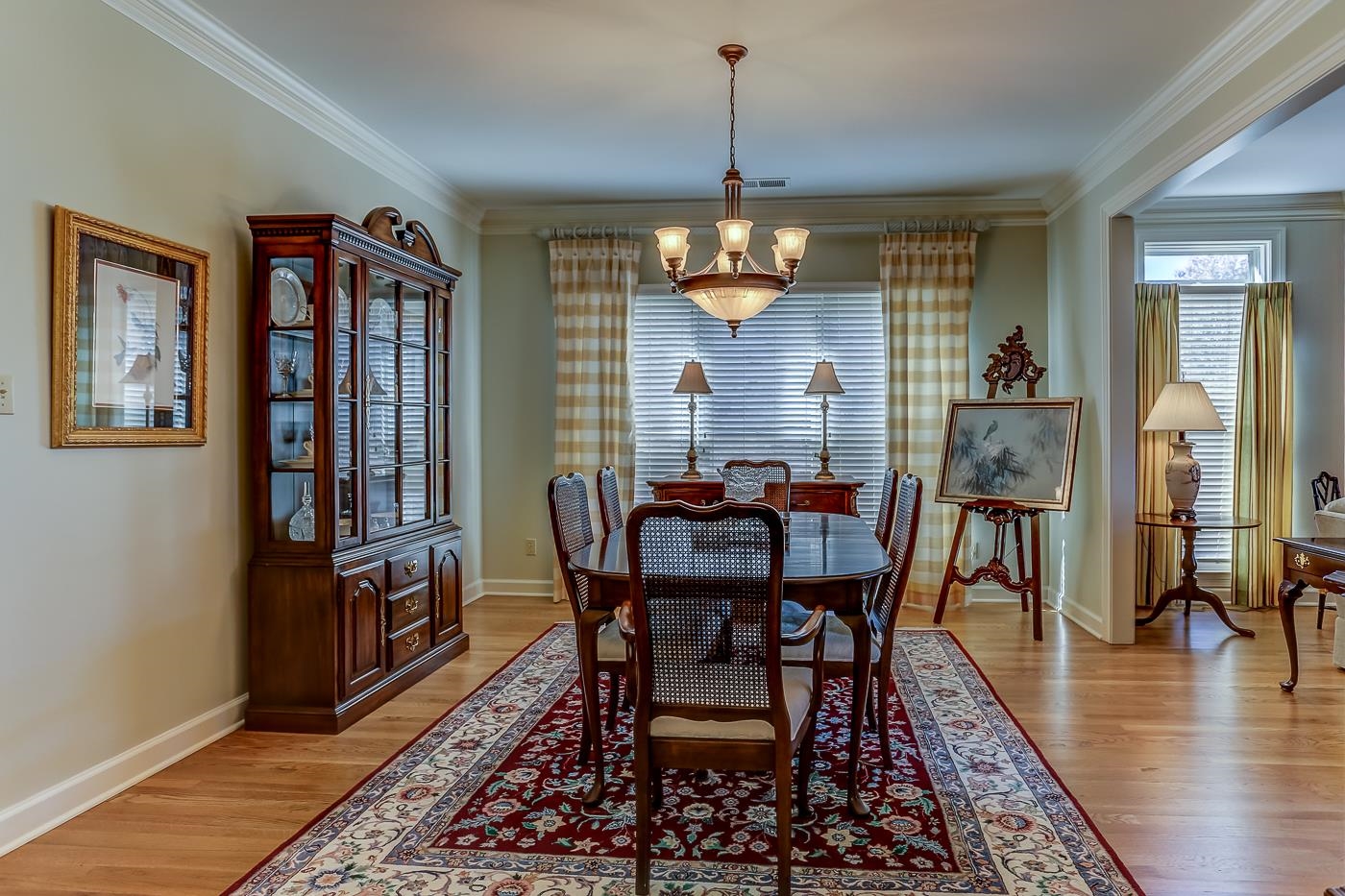 1429 WOLF BEND RD