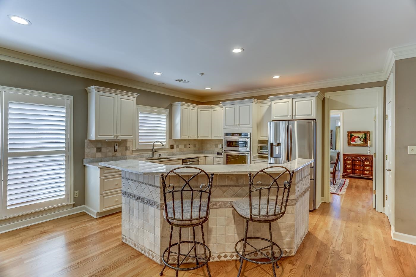 1429 WOLF BEND RD